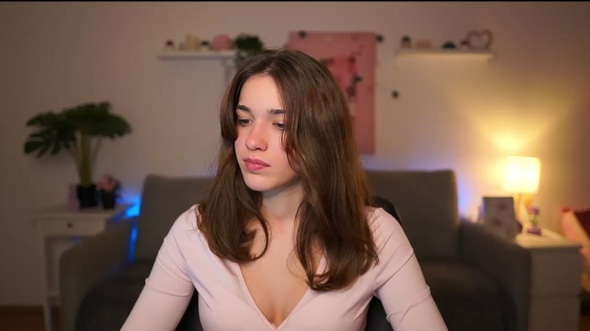 Gallery image thumbnail from Kissiecat's myfreecams stream on, 12/27/2025, 18:35 image 4 of 20