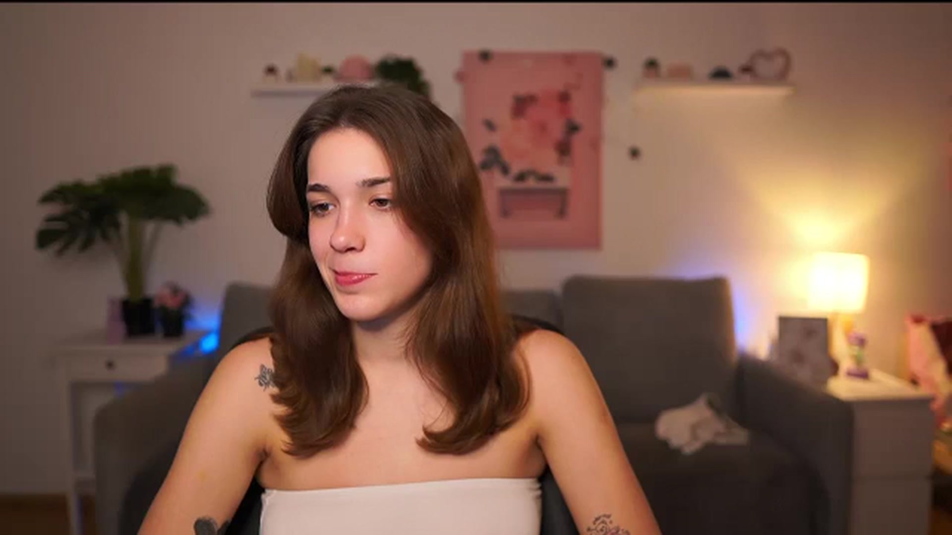 Gallery image thumbnail from Kissiecat's myfreecams stream on, 12/29/2025, 16:36 image 16 of 20