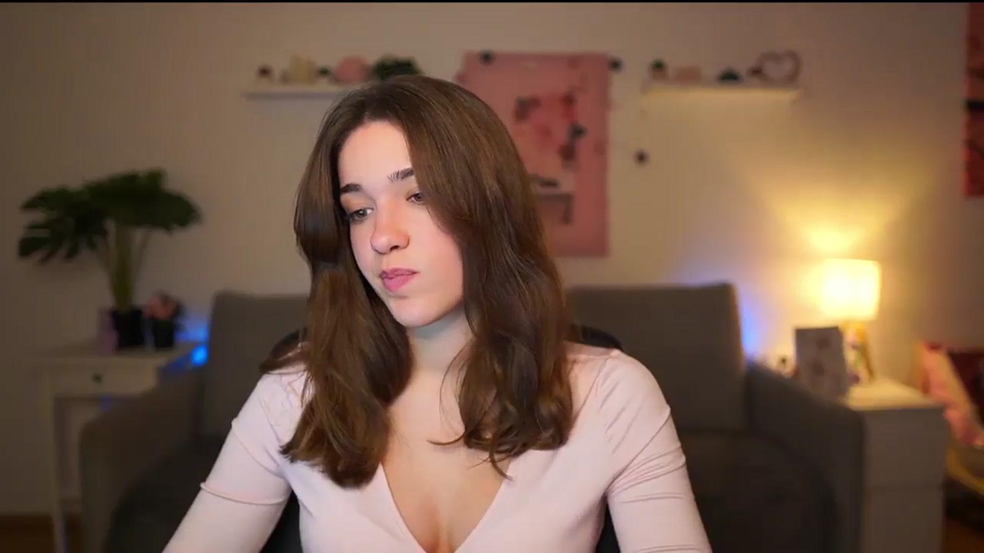 Gallery image thumbnail from Kissiecat's myfreecams stream on, 01/07/2026, 20:08 image 16 of 20