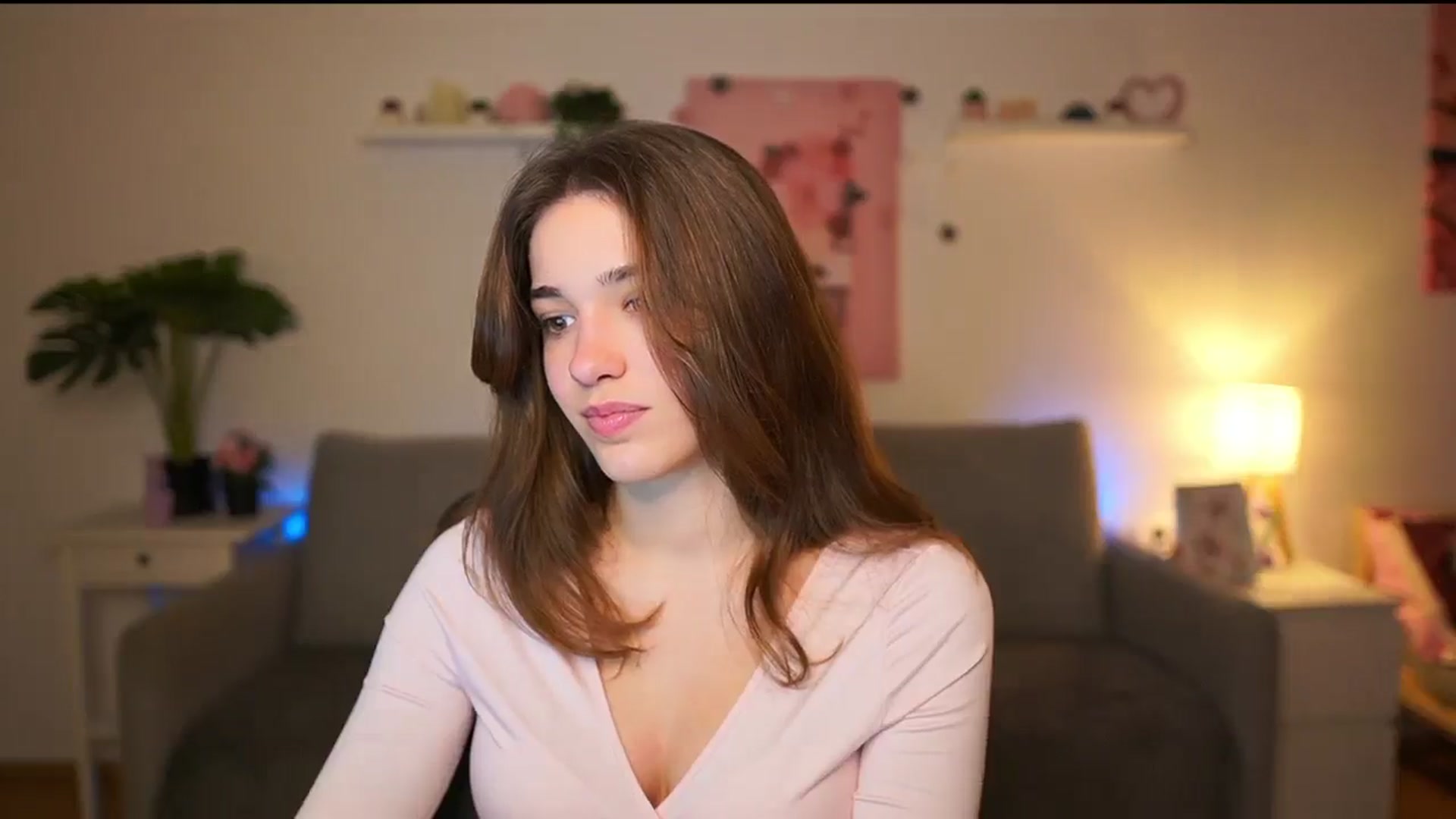 Gallery image thumbnail from Kissiecat's myfreecams stream on, 01/07/2026, 20:08 image 6 of 20