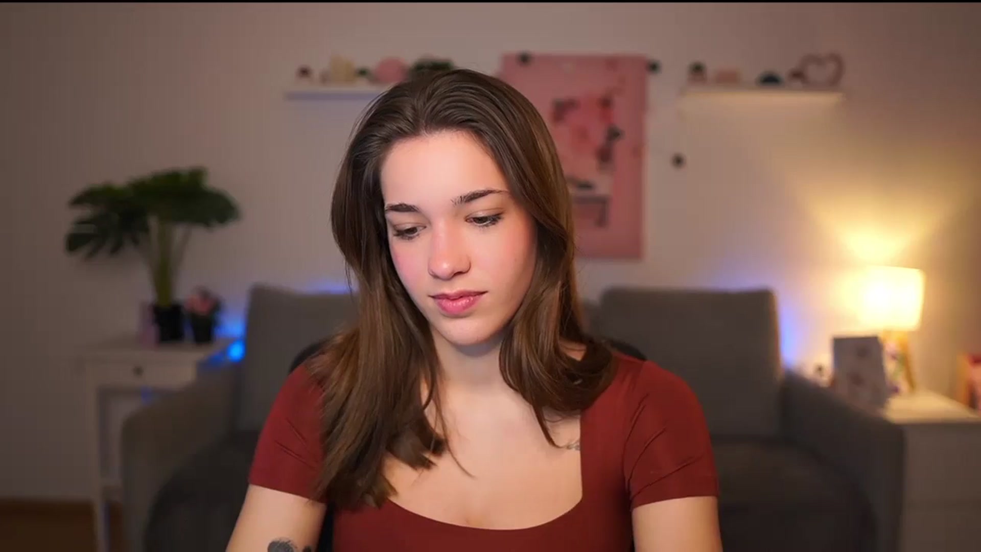 Gallery image thumbnail from Kissiecat's myfreecams stream on, 01/10/2026, 13:23 image 9 of 20