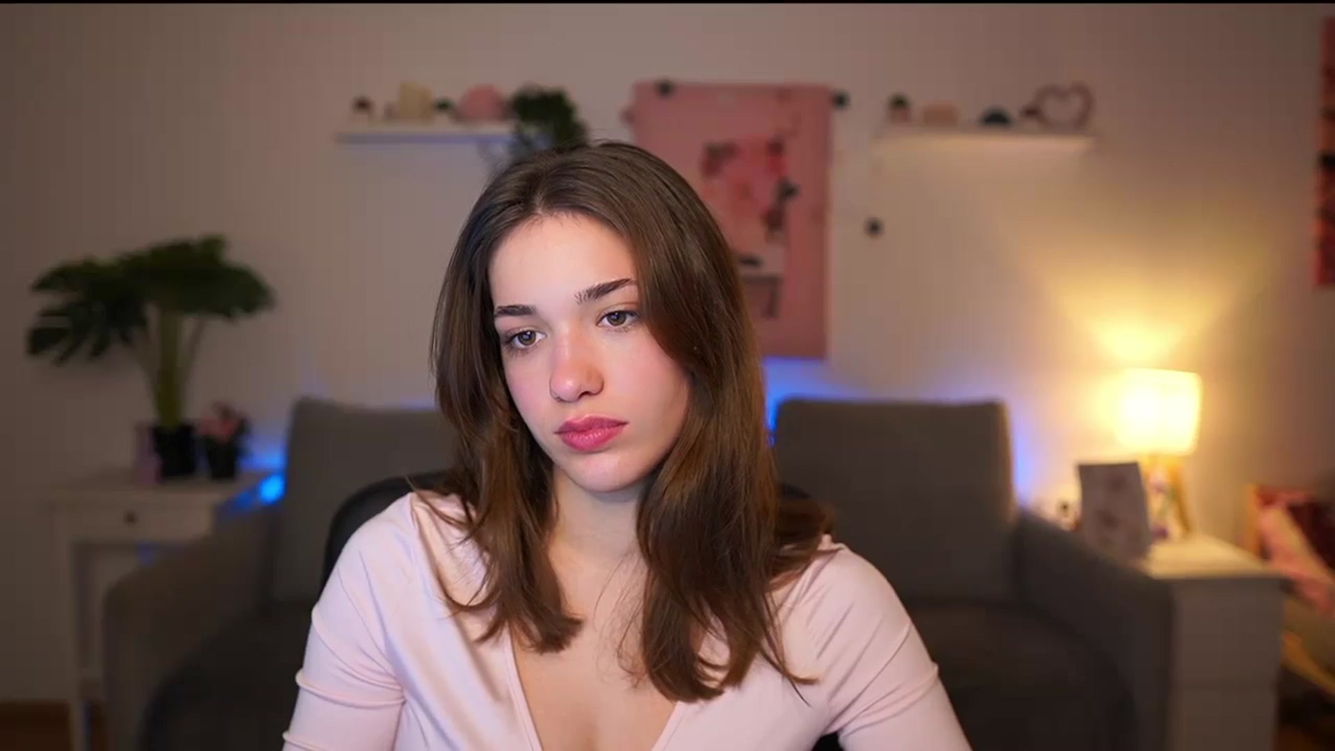 Gallery image thumbnail from Kissiecat's myfreecams stream on, 01/13/2026, 15:15 image 2 of 20