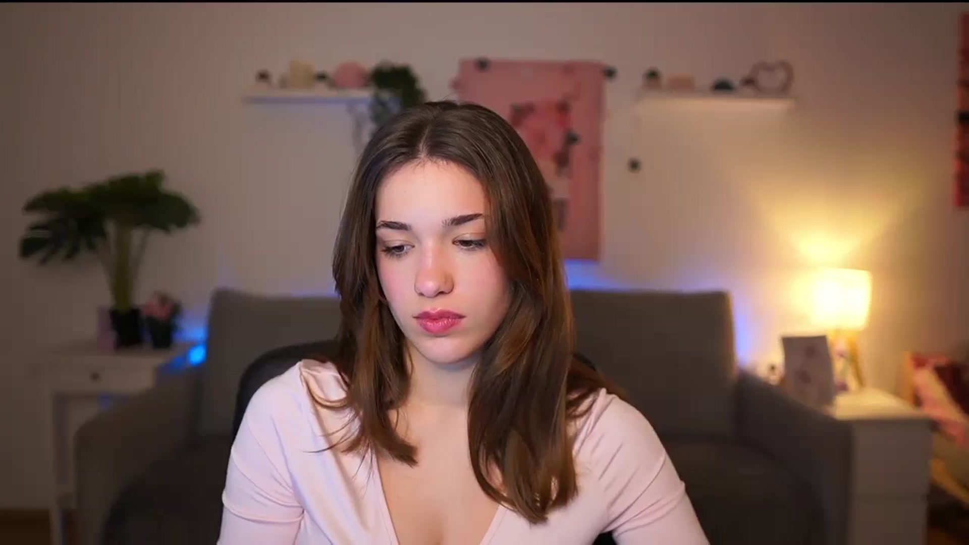 Gallery image thumbnail from Kissiecat's myfreecams stream on, 01/13/2026, 15:15 image 3 of 20