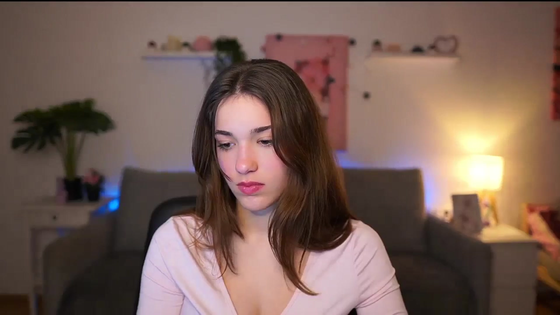 Gallery image thumbnail from Kissiecat's myfreecams stream on, 01/13/2026, 15:15 image 7 of 20