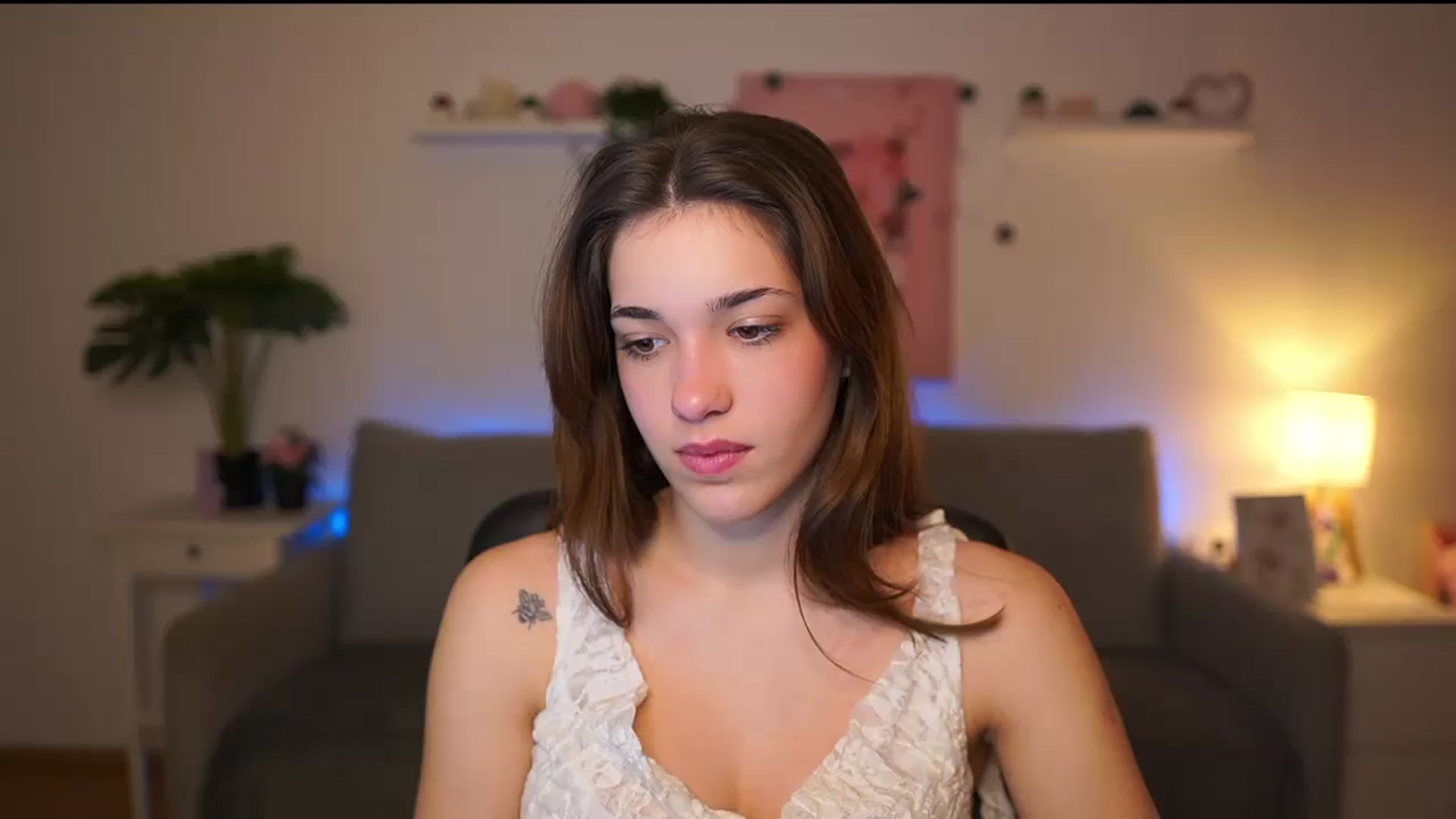 Gallery image thumbnail from Kissiecat's myfreecams stream on, 01/15/2026, 15:59 image 1 of 20