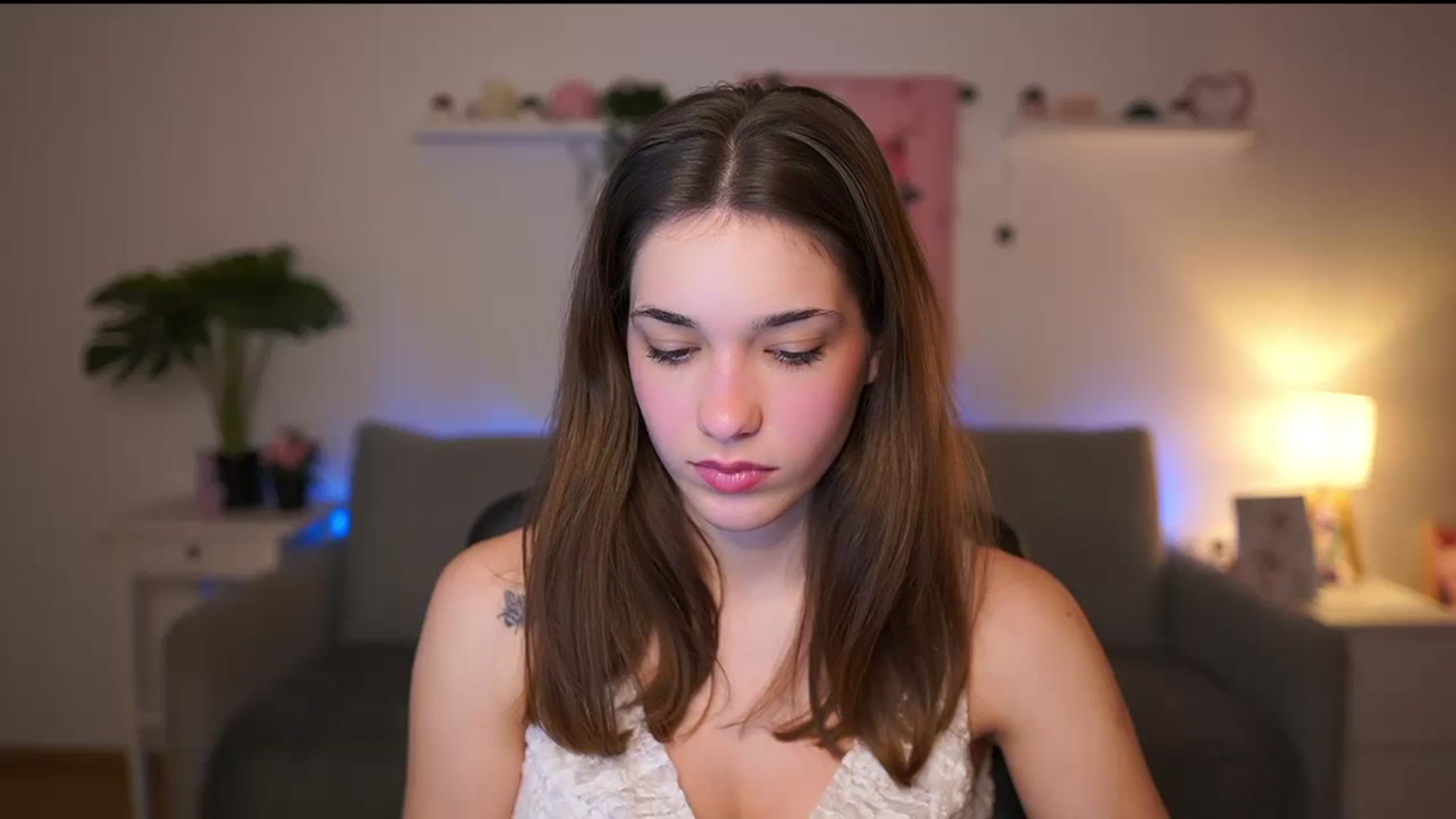Gallery image thumbnail from Kissiecat's myfreecams stream on, 01/15/2026, 17:01 image 1 of 20