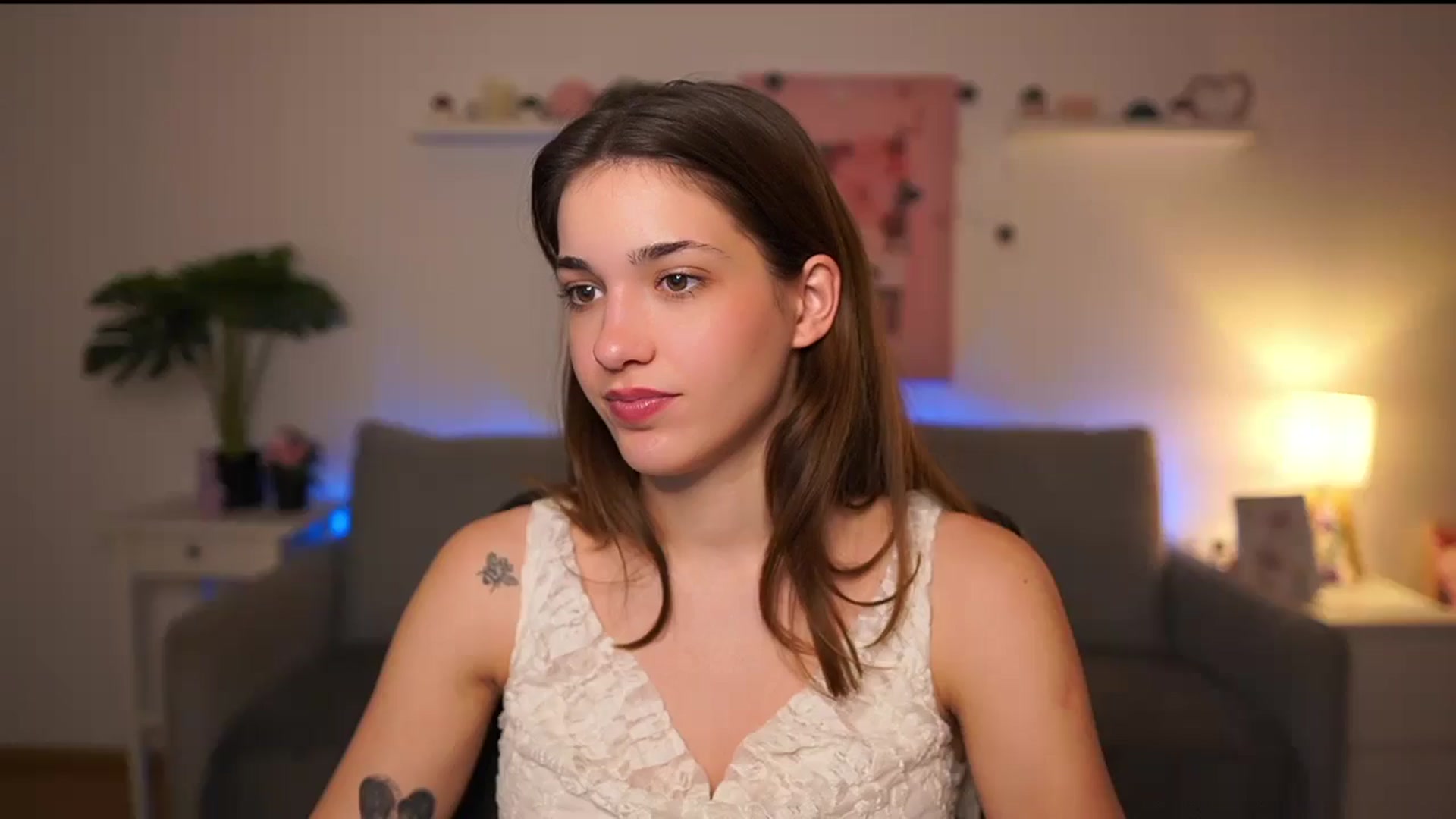 Gallery image thumbnail from Kissiecat's myfreecams stream on, 01/15/2026, 18:00 image 1 of 20