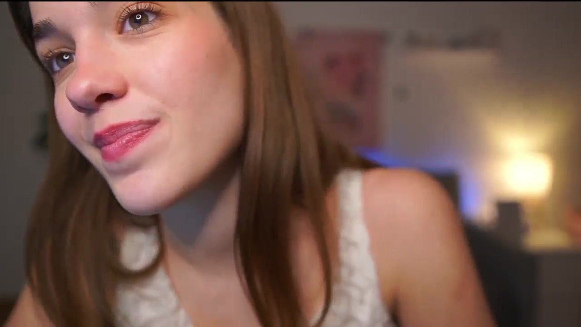 Gallery image thumbnail from Kissiecat's myfreecams stream on, 01/15/2026, 18:00 image 5 of 20