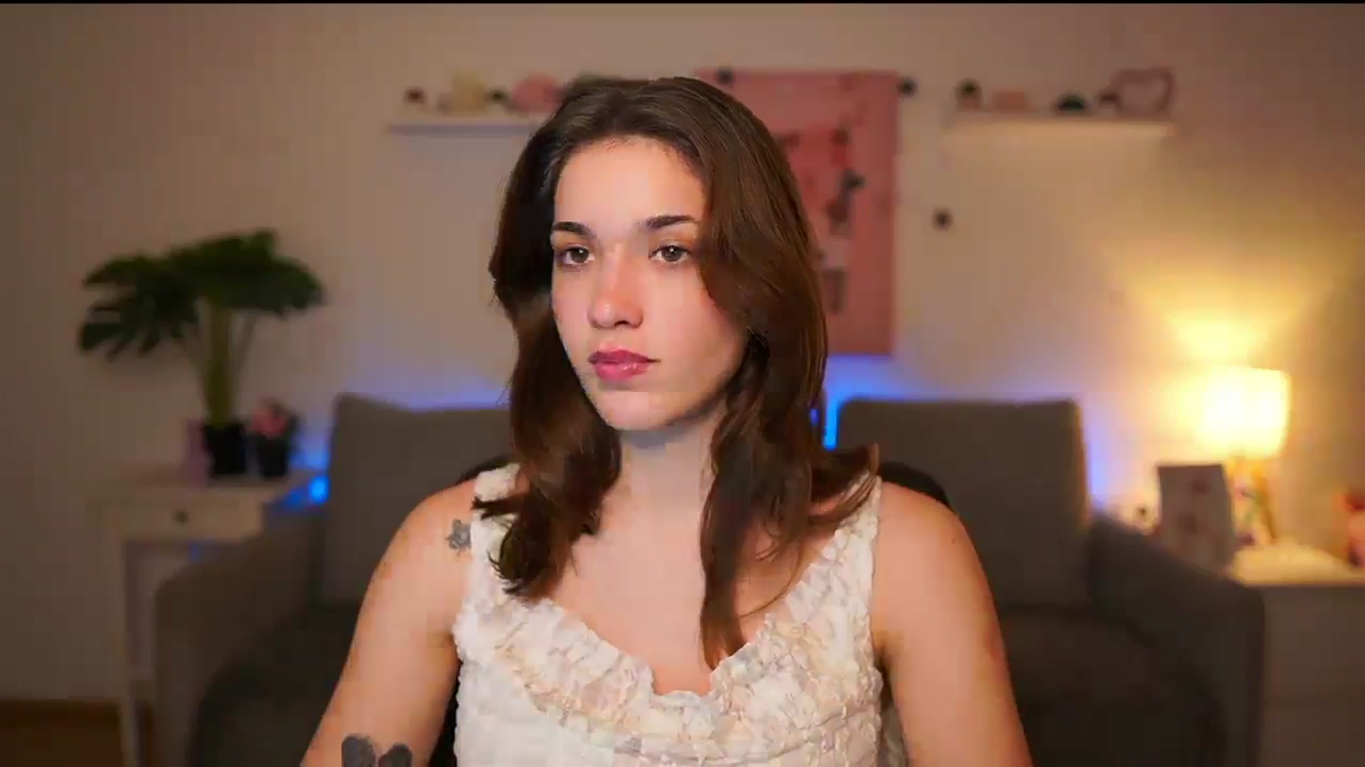 Gallery image thumbnail from Kissiecat's myfreecams stream on, 01/15/2026, 18:00 image 10 of 20
