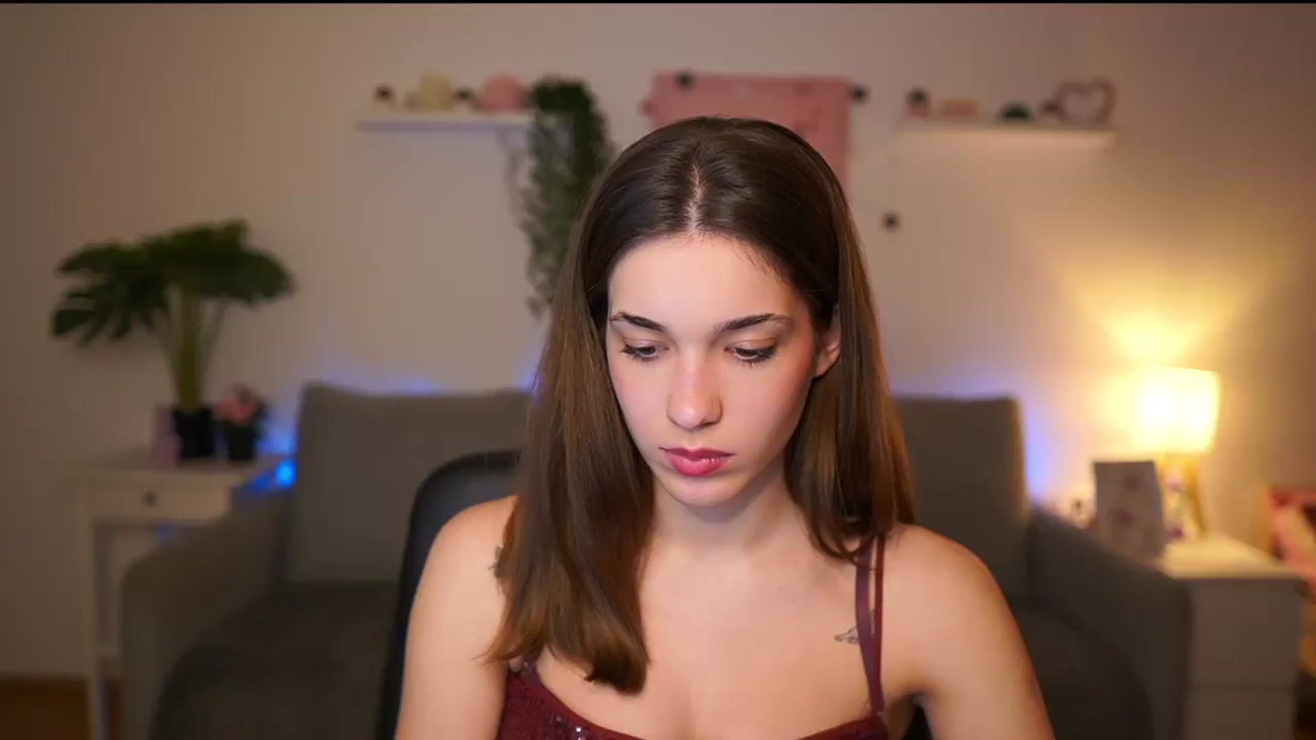 Gallery image thumbnail from Kissiecat's myfreecams stream on, 01/16/2026, 20:01 image 4 of 20