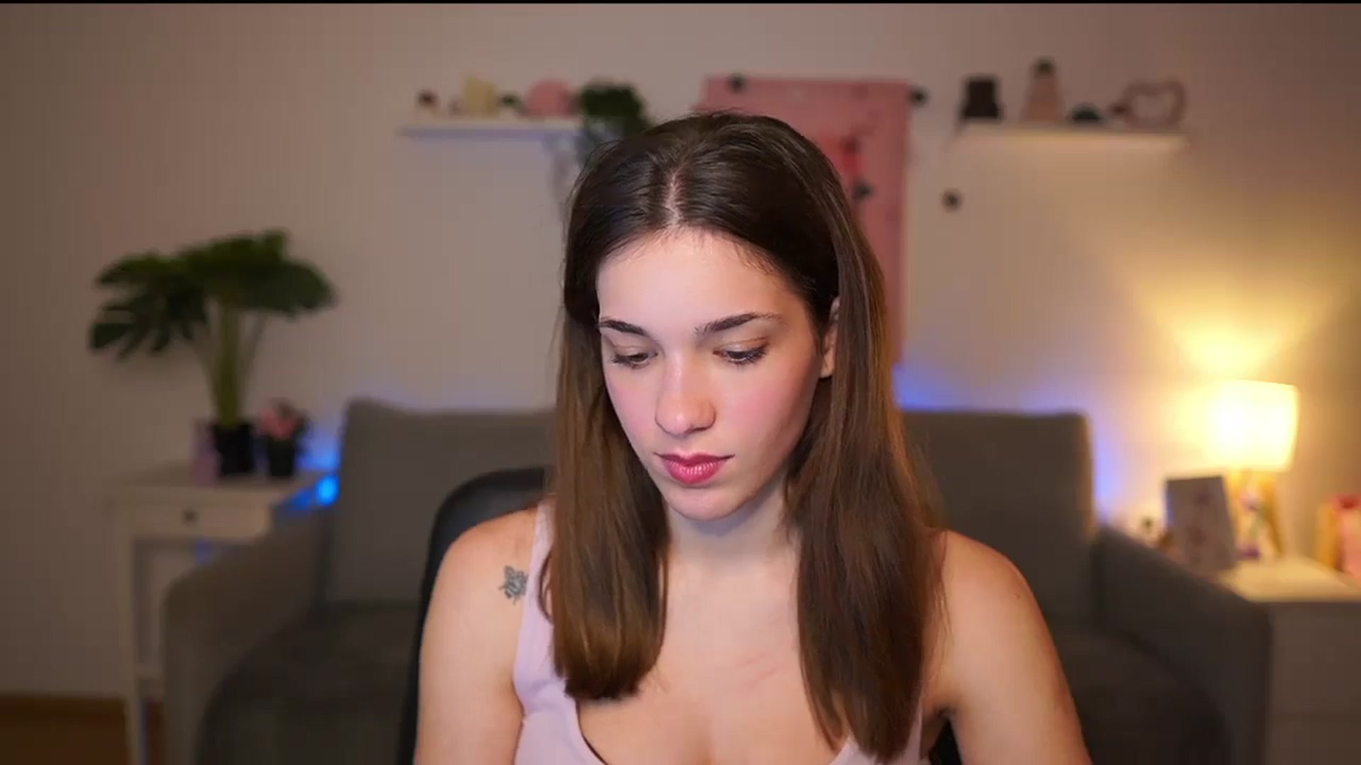 Gallery image thumbnail from Kissiecat's myfreecams stream on, 01/21/2026, 15:48 image 17 of 20