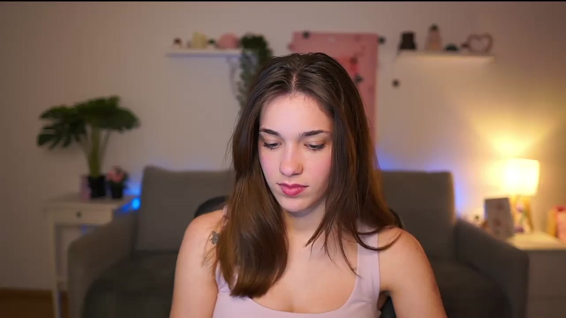 Gallery image thumbnail from Kissiecat's myfreecams stream on, 01/21/2026, 15:48 image 14 of 20