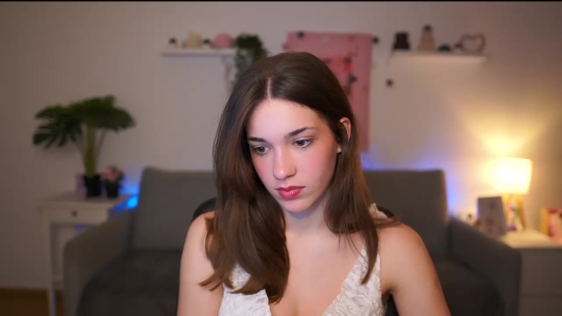 Gallery image thumbnail from Kissiecat's myfreecams stream on, 01/22/2026, 14:58 image 10 of 20