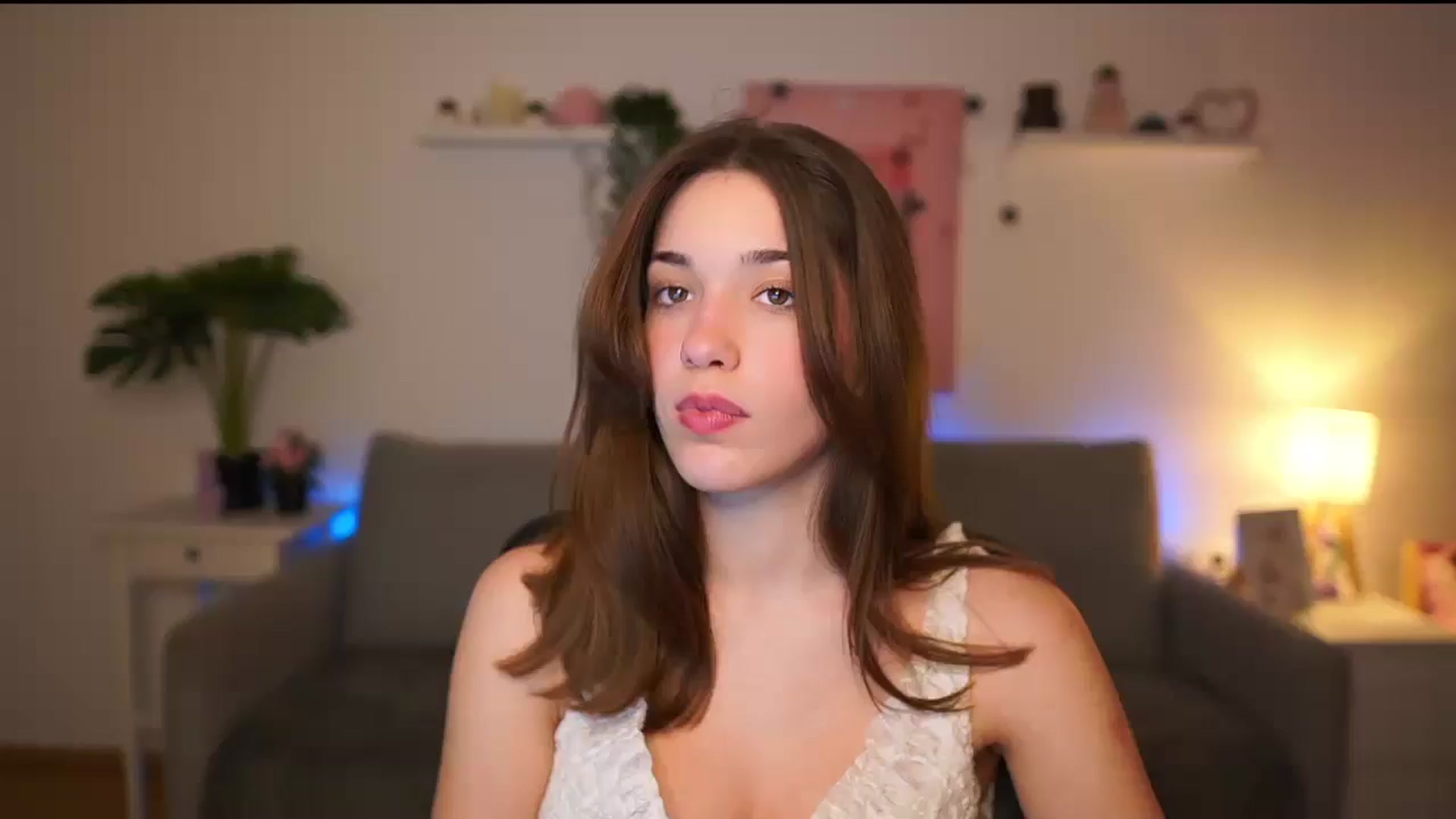 Gallery image thumbnail from Kissiecat's myfreecams stream on, 01/22/2026, 14:58 image 9 of 20