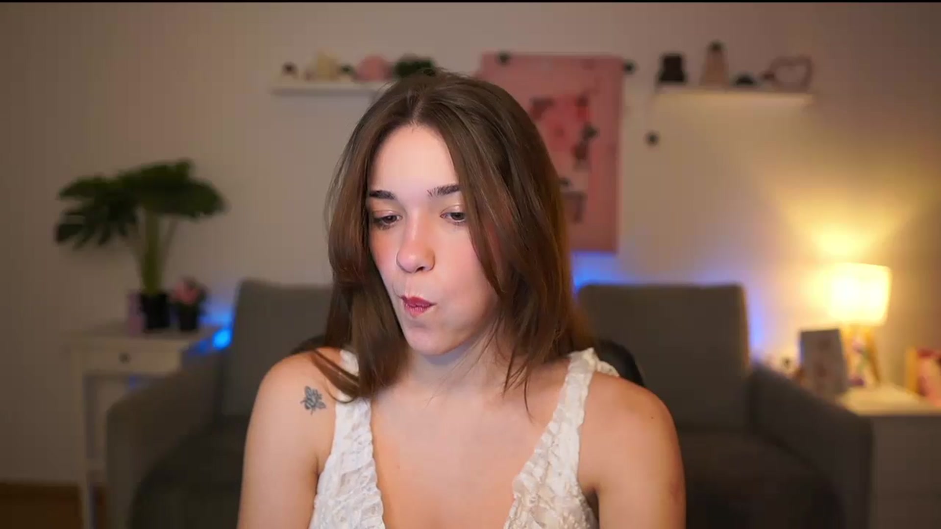 Gallery image thumbnail from Kissiecat's myfreecams stream on, 01/22/2026, 14:58 image 6 of 20