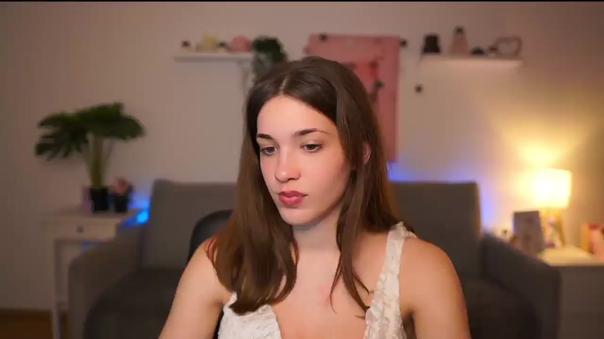 Gallery image thumbnail from Kissiecat's myfreecams stream on, 01/22/2026, 18:33 image 9 of 20