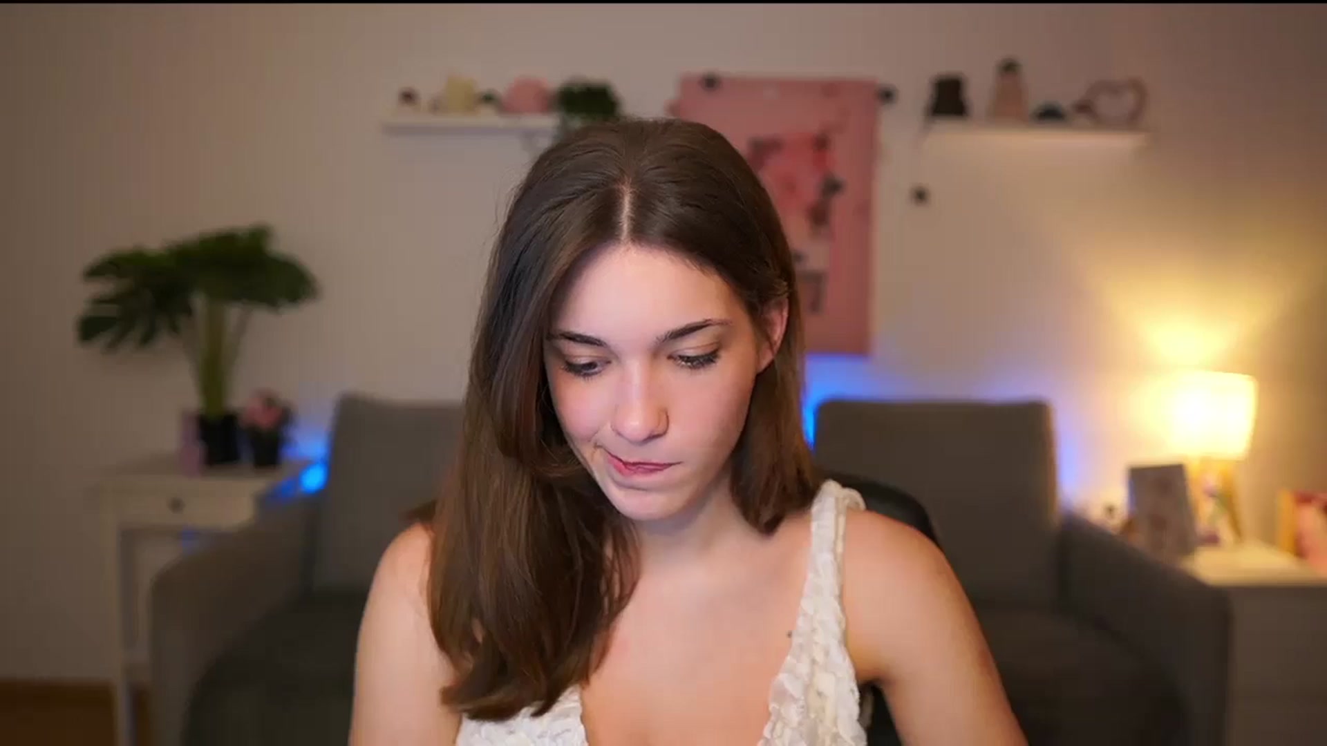 Gallery image thumbnail from Kissiecat's myfreecams stream on, 01/22/2026, 18:33 image 3 of 20