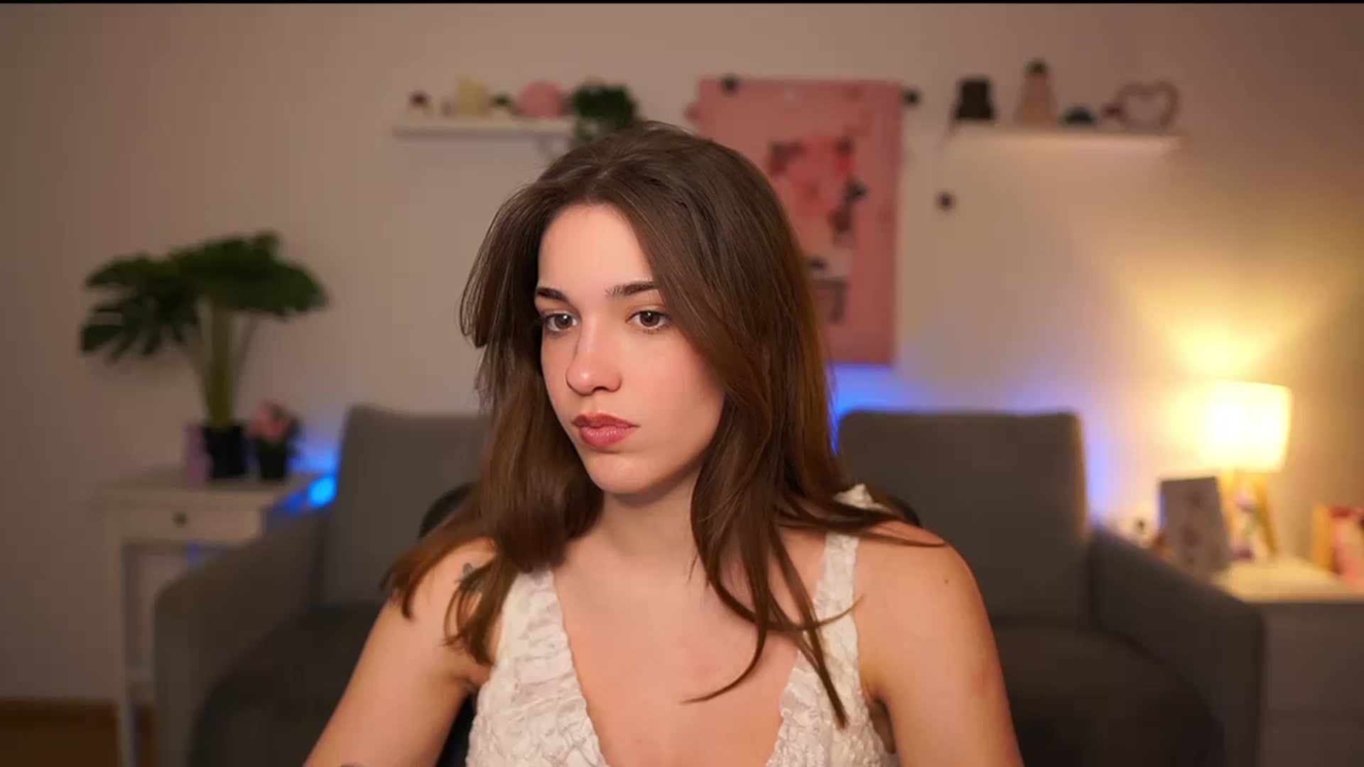 Gallery image thumbnail from Kissiecat's myfreecams stream on, 01/22/2026, 18:33 image 10 of 20