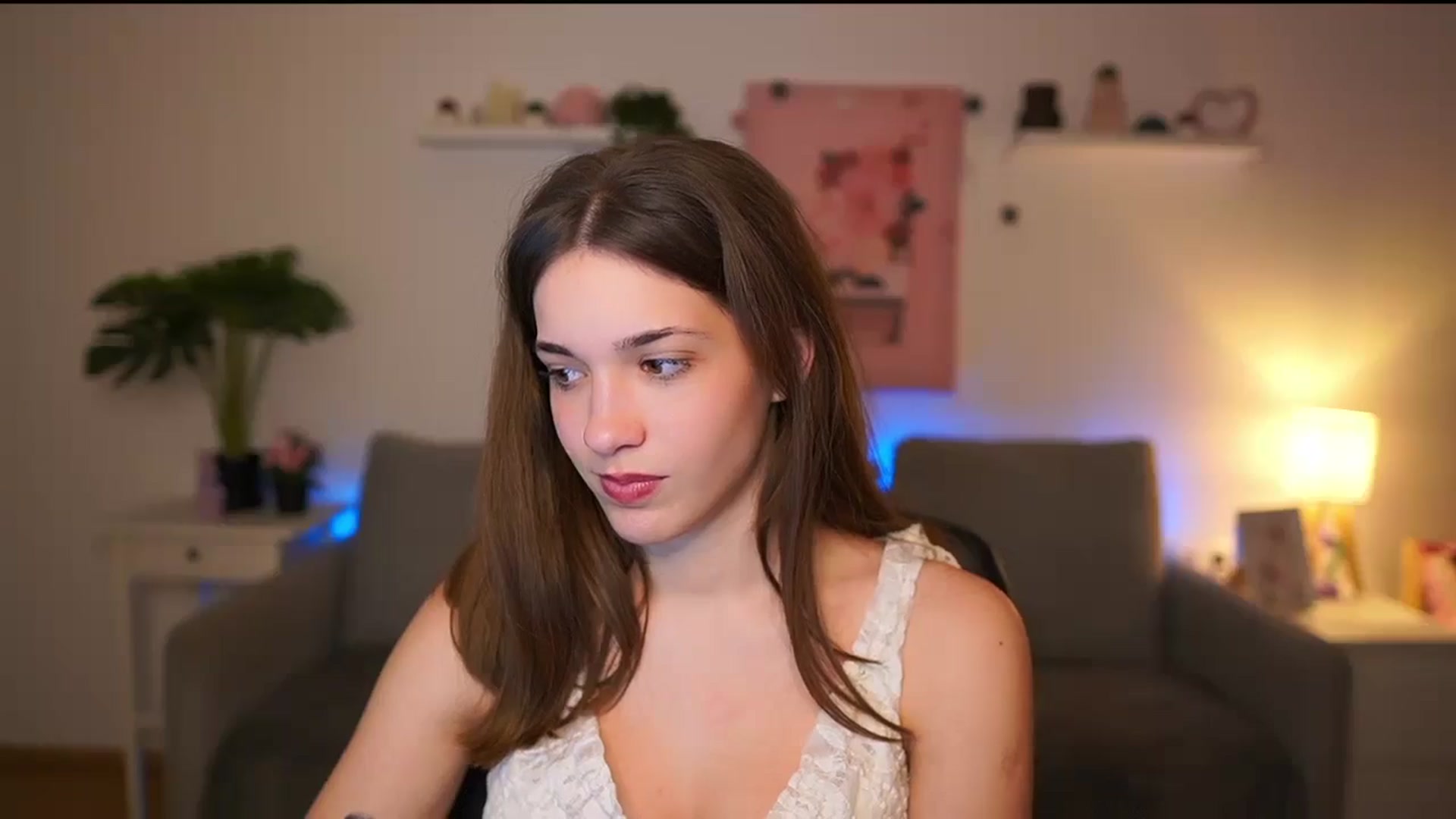 Gallery image thumbnail from Kissiecat's myfreecams stream on, 01/22/2026, 18:33 image 7 of 20