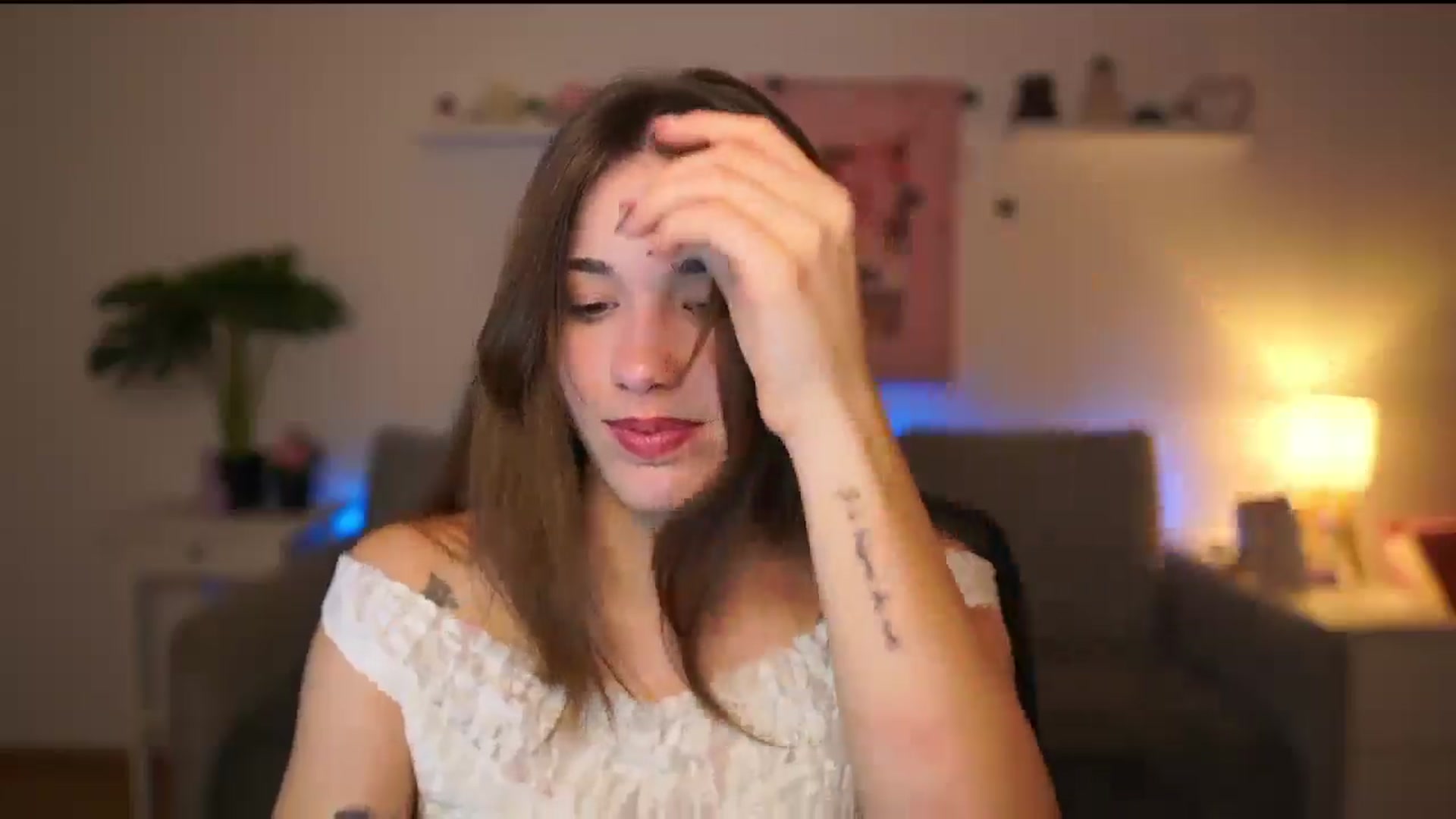 Gallery image thumbnail from Kissiecat's myfreecams stream on, 01/27/2026, 15:08 image 10 of 20