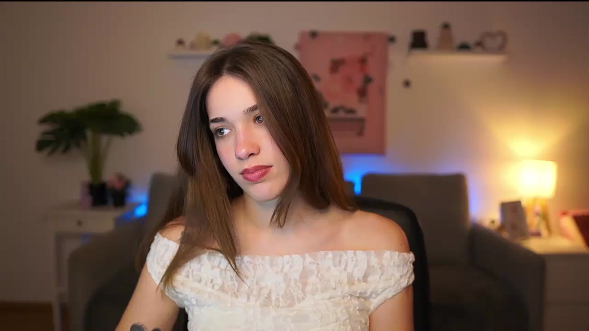 Gallery image thumbnail from Kissiecat's myfreecams stream on, 01/27/2026, 15:08 image 8 of 20