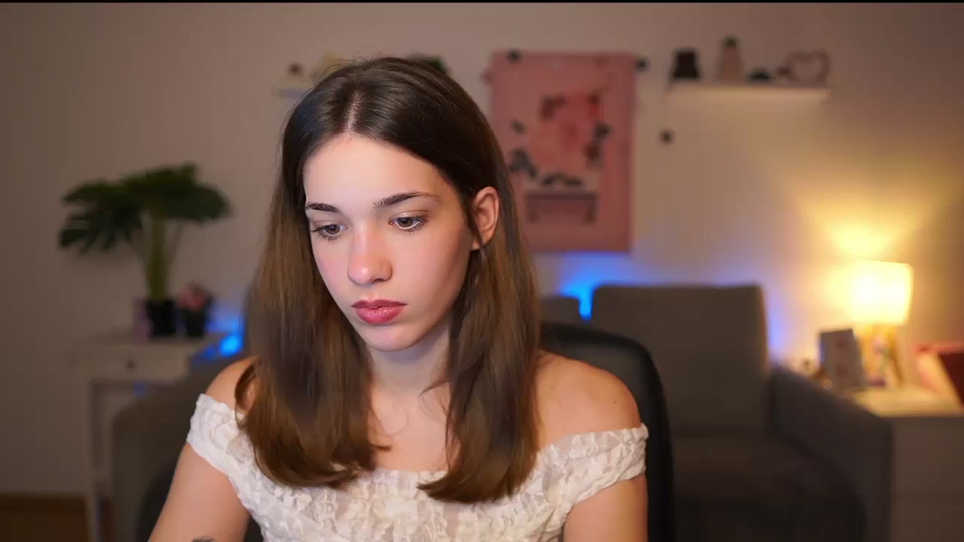 Gallery image thumbnail from Kissiecat's myfreecams stream on, 01/27/2026, 15:08 image 13 of 20