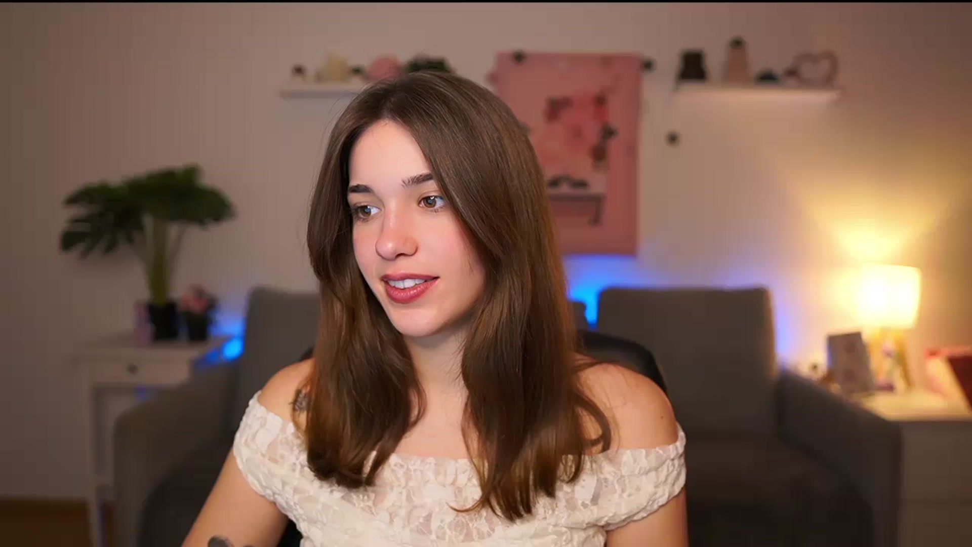 Gallery image thumbnail from Kissiecat's myfreecams stream on, 01/27/2026, 17:23 image 1 of 20