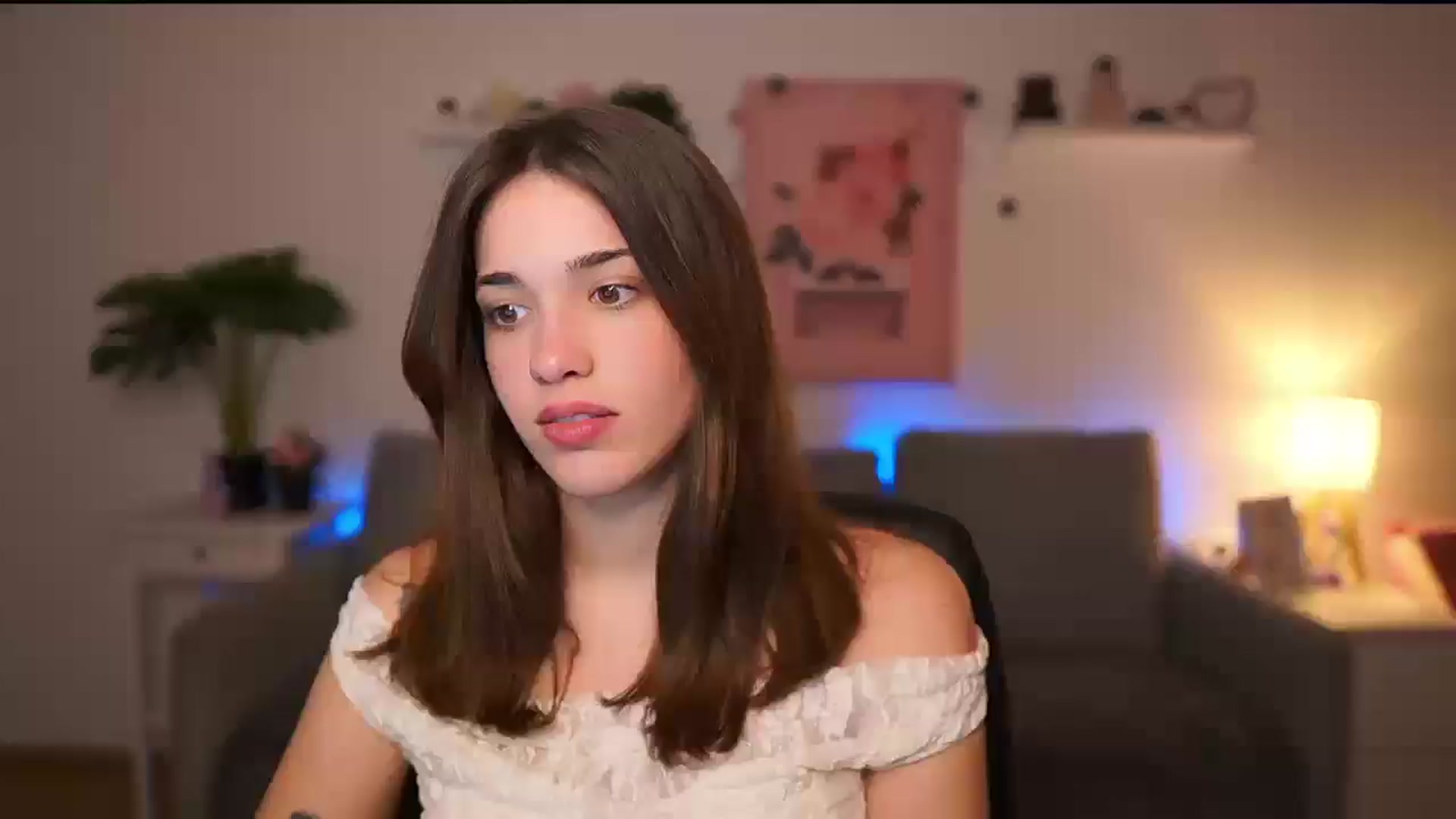 Gallery image thumbnail from Kissiecat's myfreecams stream on, 01/27/2026, 17:23 image 8 of 20