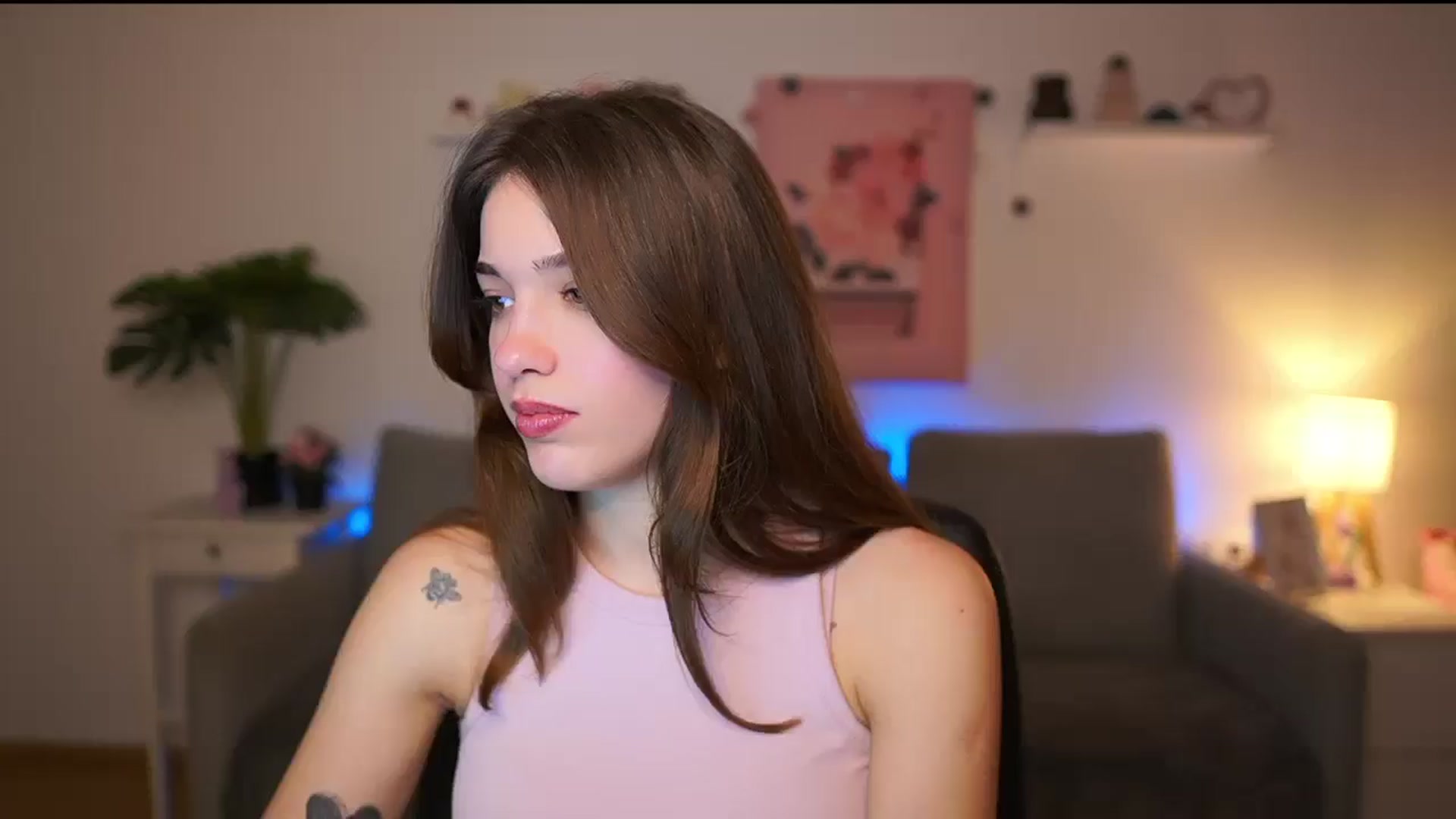 Gallery image thumbnail from Kissiecat's myfreecams stream on, 01/28/2026, 15:43 image 8 of 20
