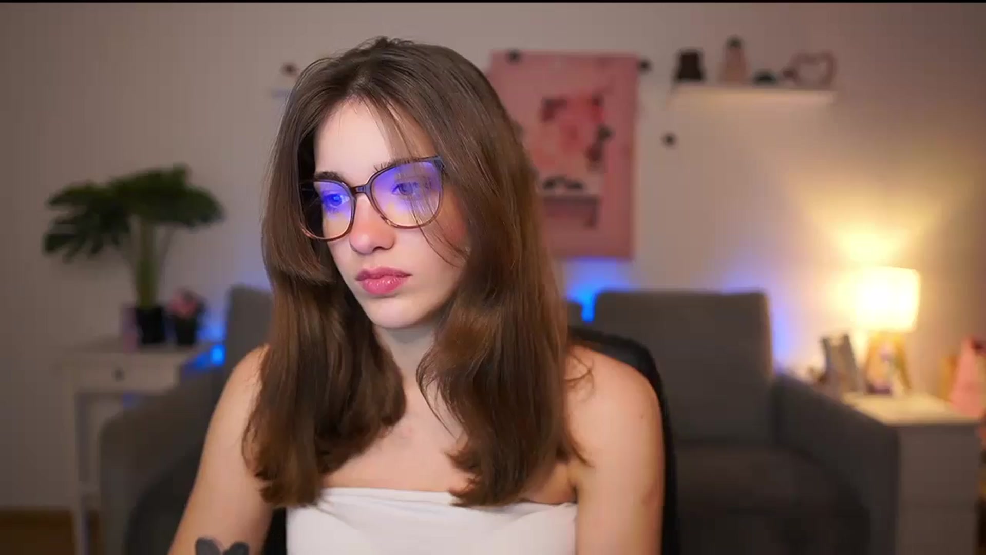 Gallery image thumbnail from Kissiecat's myfreecams stream on, 02/02/2026, 14:38 image 9 of 20