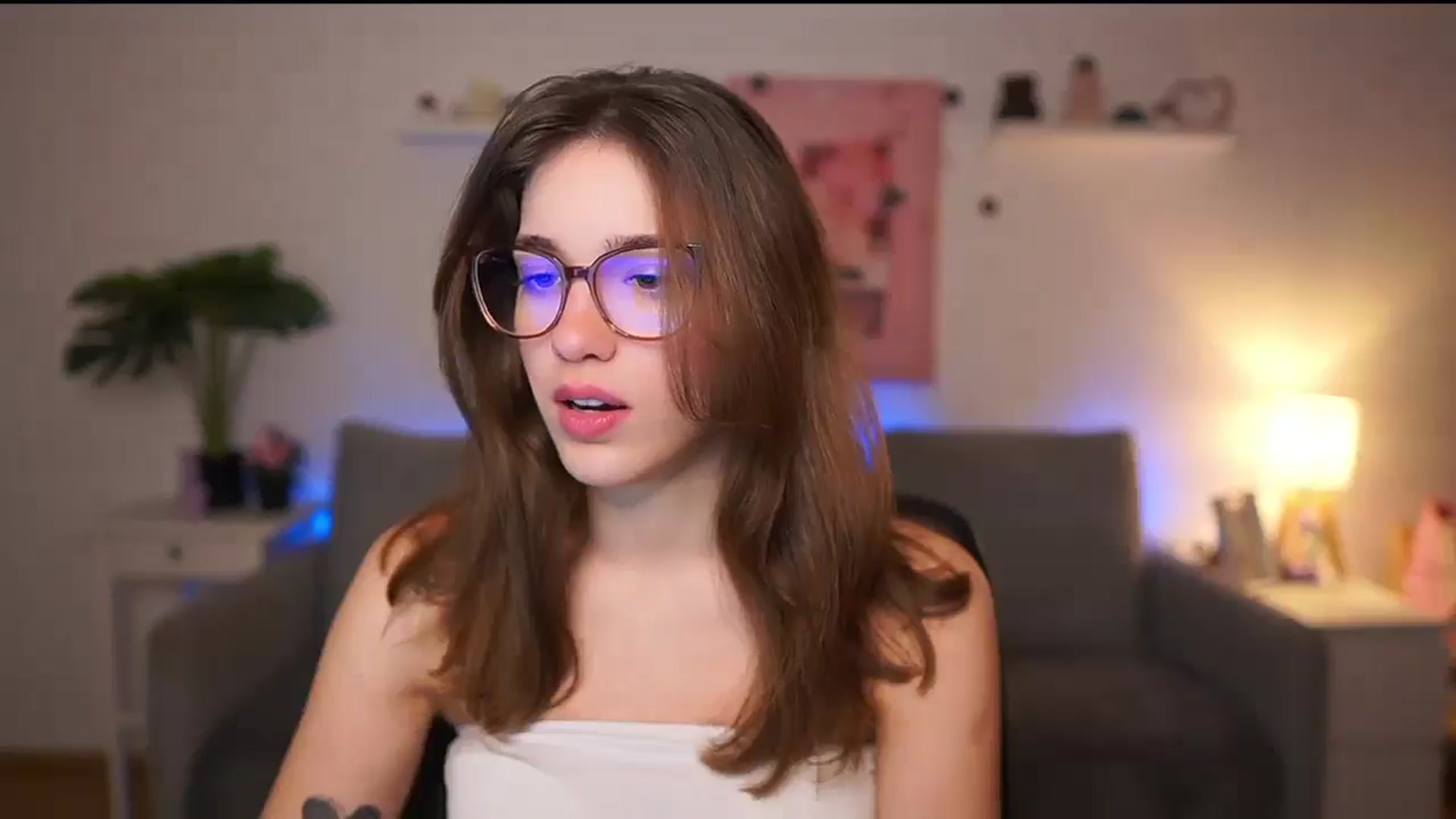 Gallery image thumbnail from Kissiecat's myfreecams stream on, 02/02/2026, 14:38 image 16 of 20