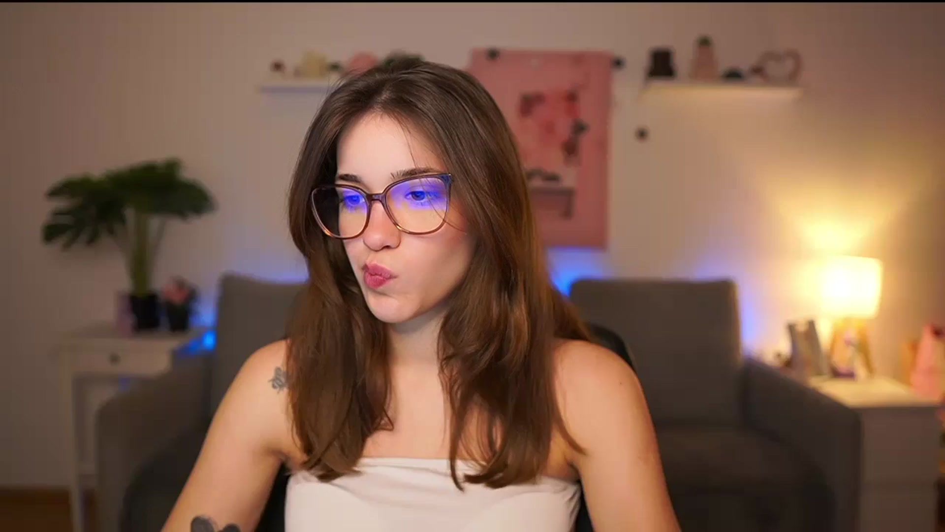 Gallery image thumbnail from Kissiecat's myfreecams stream on, 02/02/2026, 14:38 image 1 of 20