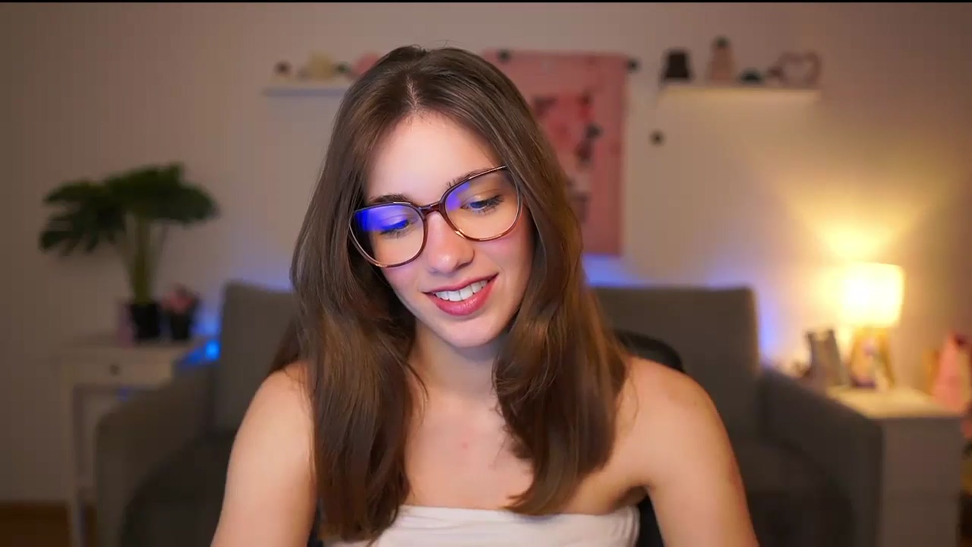 Gallery image thumbnail from Kissiecat's myfreecams stream on, 02/02/2026, 18:41 image 3 of 20