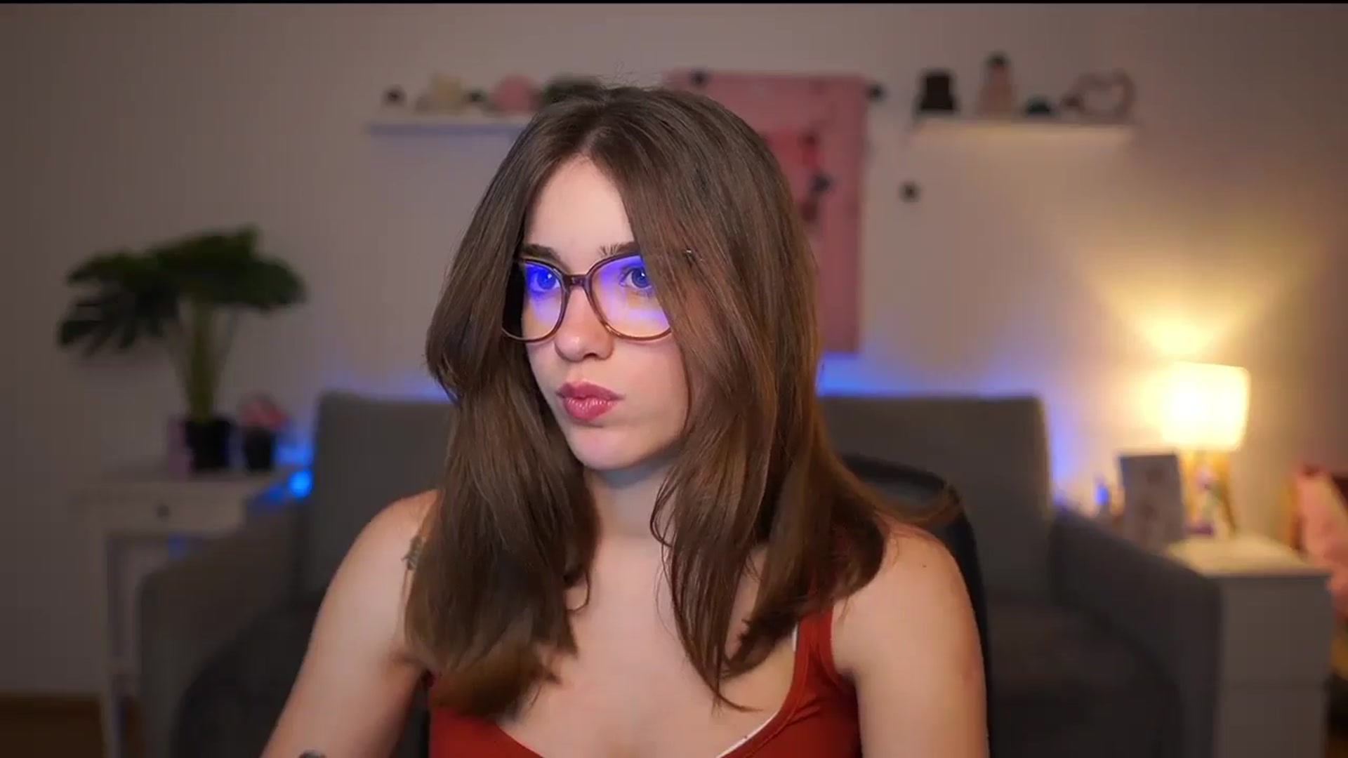 Gallery image thumbnail from Kissiecat's myfreecams stream on, 02/10/2026, 14:49 image 8 of 20