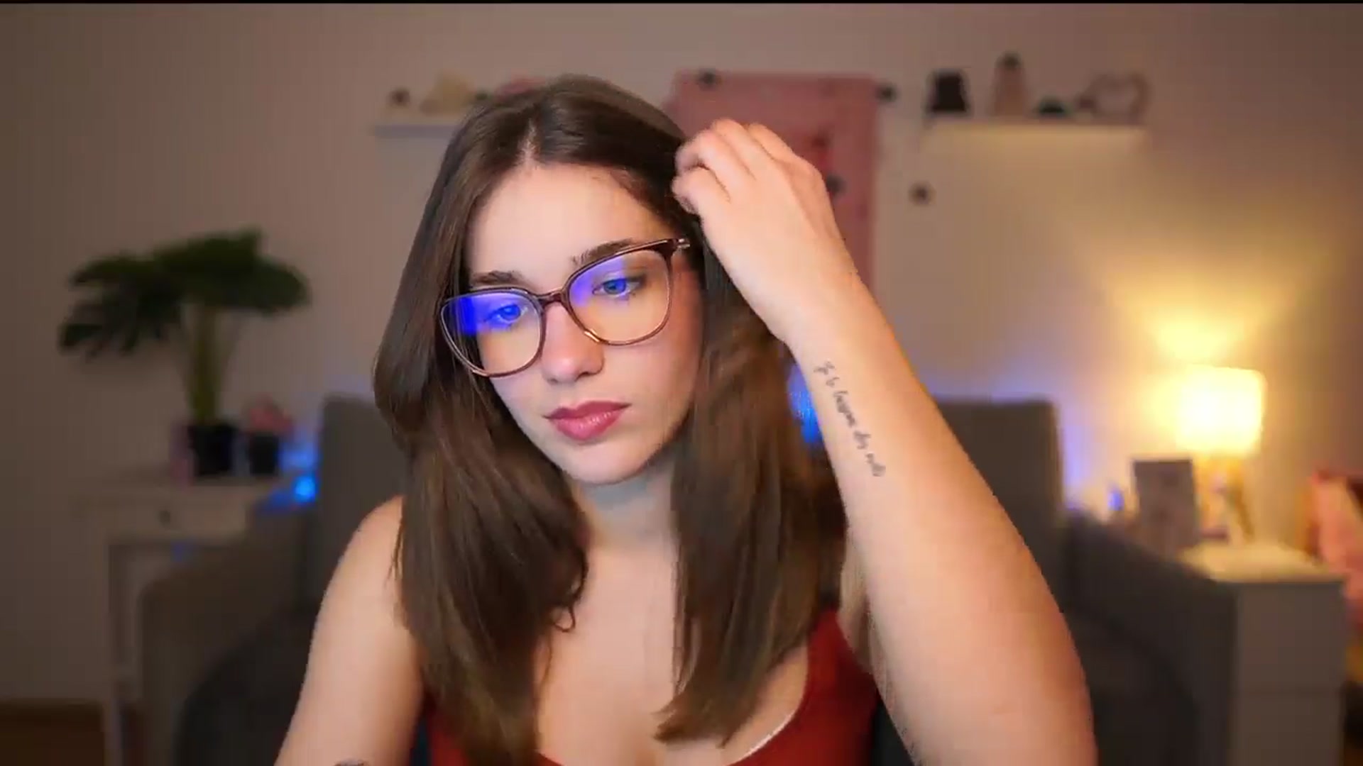 Gallery image thumbnail from Kissiecat's myfreecams stream on, 02/10/2026, 14:49 image 2 of 20