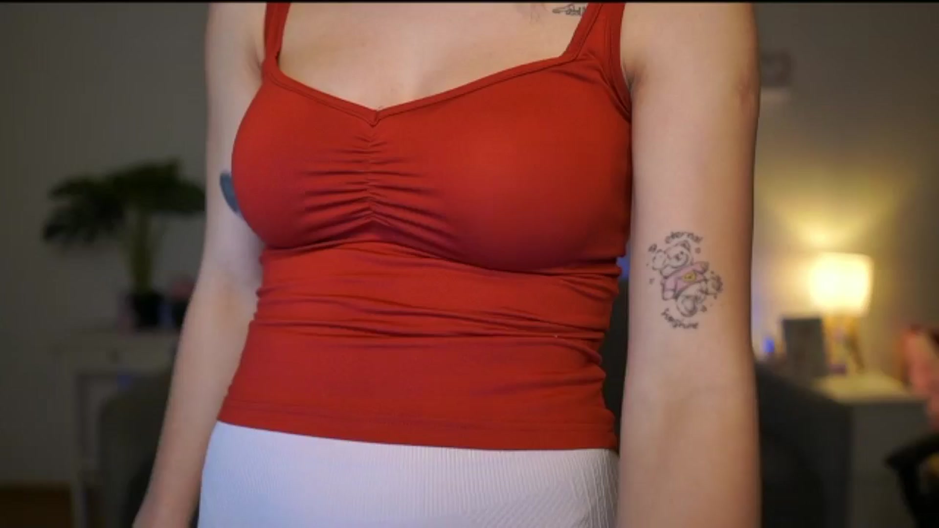 Gallery image thumbnail from Kissiecat's myfreecams stream on, 02/10/2026, 16:33 image 12 of 20
