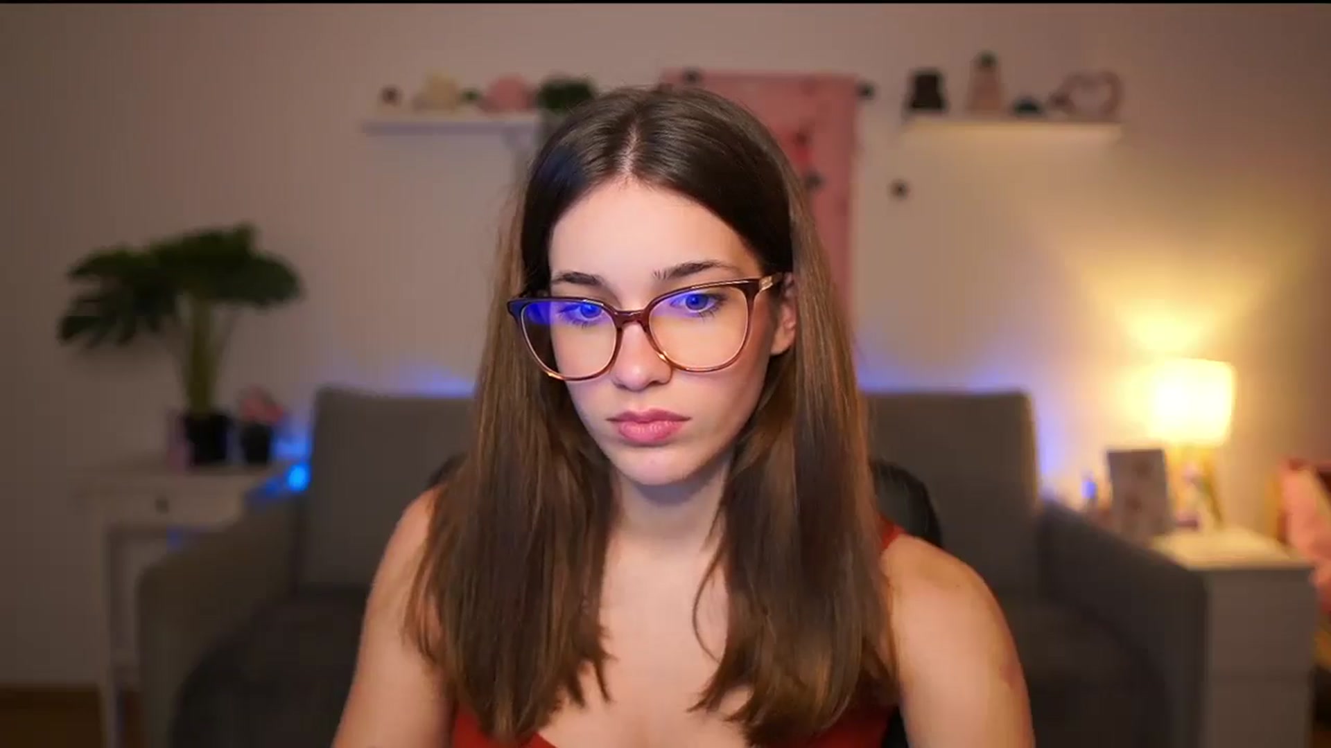 Gallery image thumbnail from Kissiecat's myfreecams stream on, 02/10/2026, 16:33 image 4 of 20