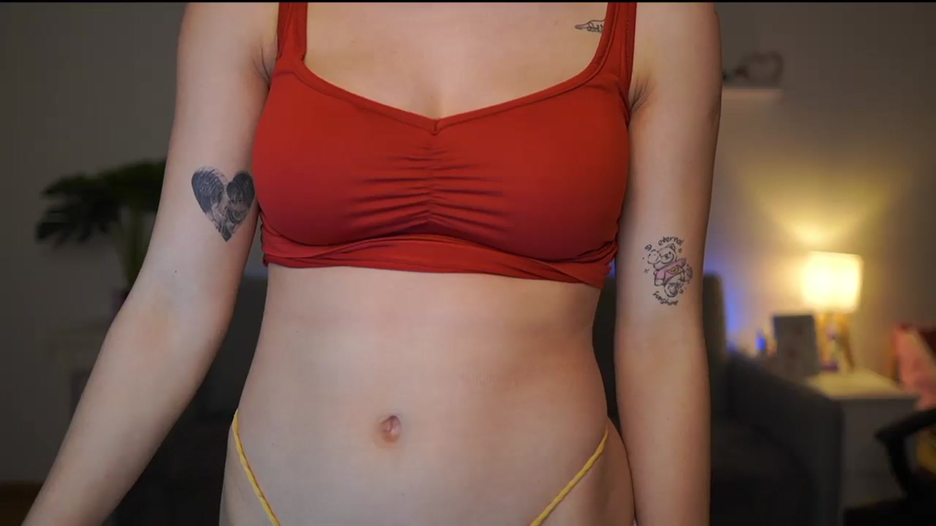 Gallery image thumbnail from Kissiecat's myfreecams stream on, 02/10/2026, 16:33 image 18 of 20