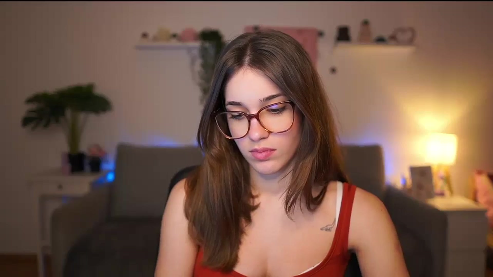 Gallery image thumbnail from Kissiecat's myfreecams stream on, 02/10/2026, 16:33 image 9 of 20