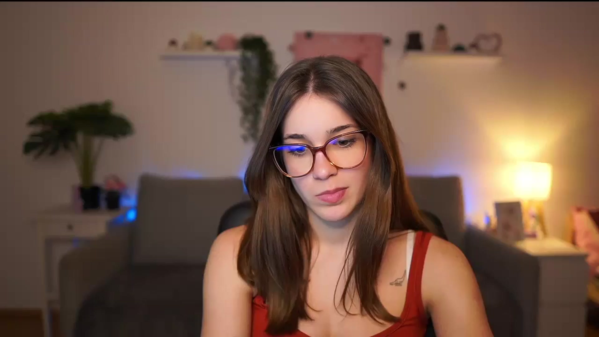 Gallery image thumbnail from Kissiecat's myfreecams stream on, 02/10/2026, 18:27 image 15 of 20
