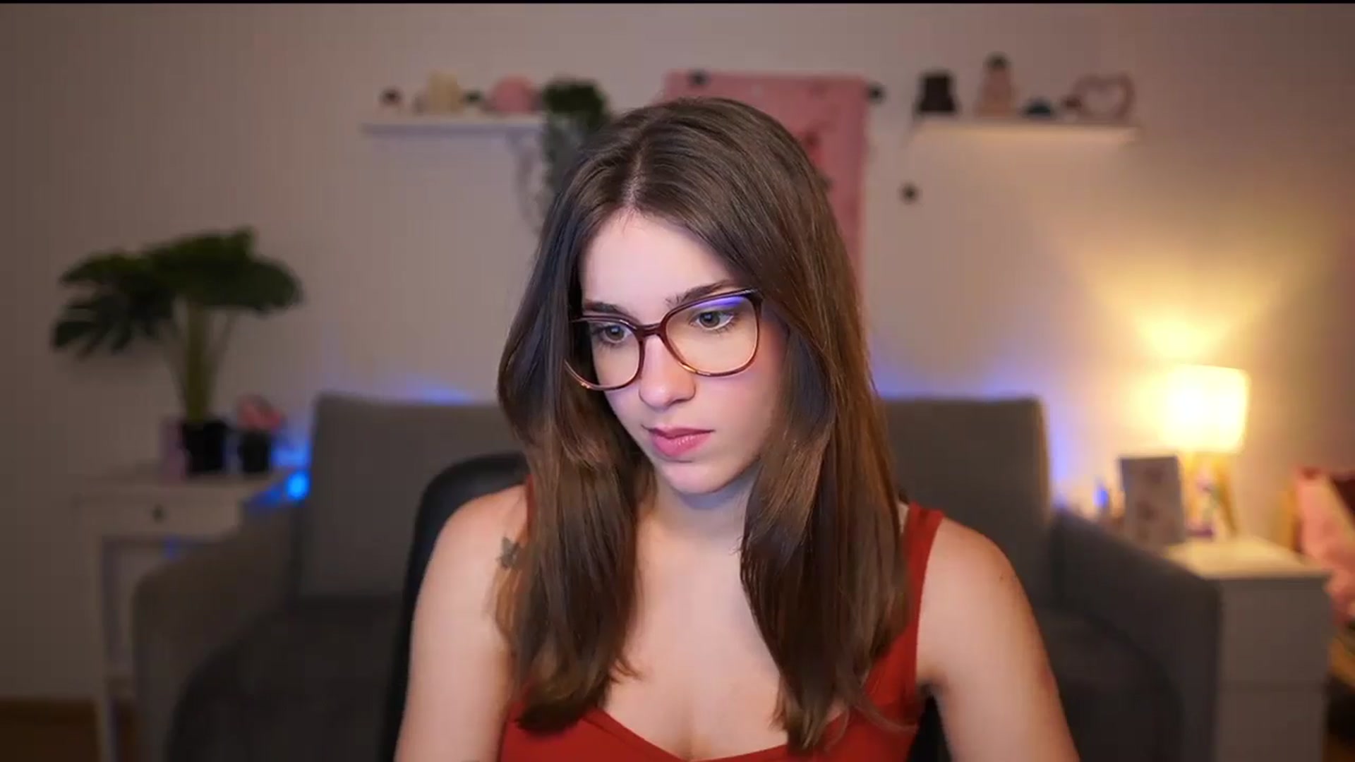 Gallery image thumbnail from Kissiecat's myfreecams stream on, 02/10/2026, 18:27 image 4 of 20