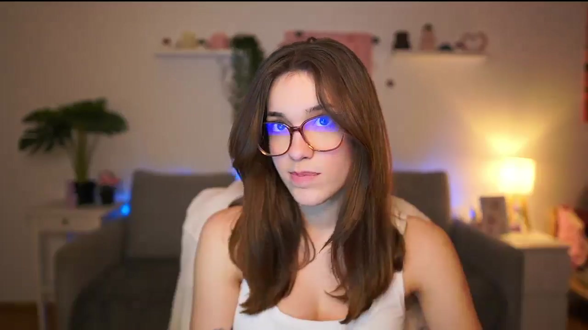 Gallery image thumbnail from Kissiecat's myfreecams stream on, 02/11/2026, 16:44 image 20 of 20