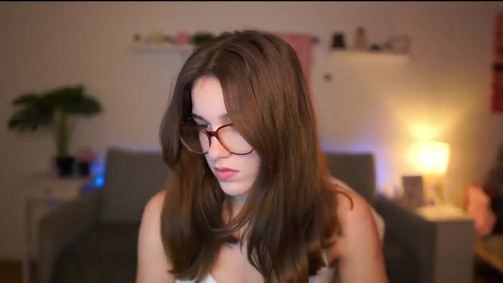 Gallery image thumbnail from Kissiecat's myfreecams stream on, 02/11/2026, 18:59 image 3 of 20