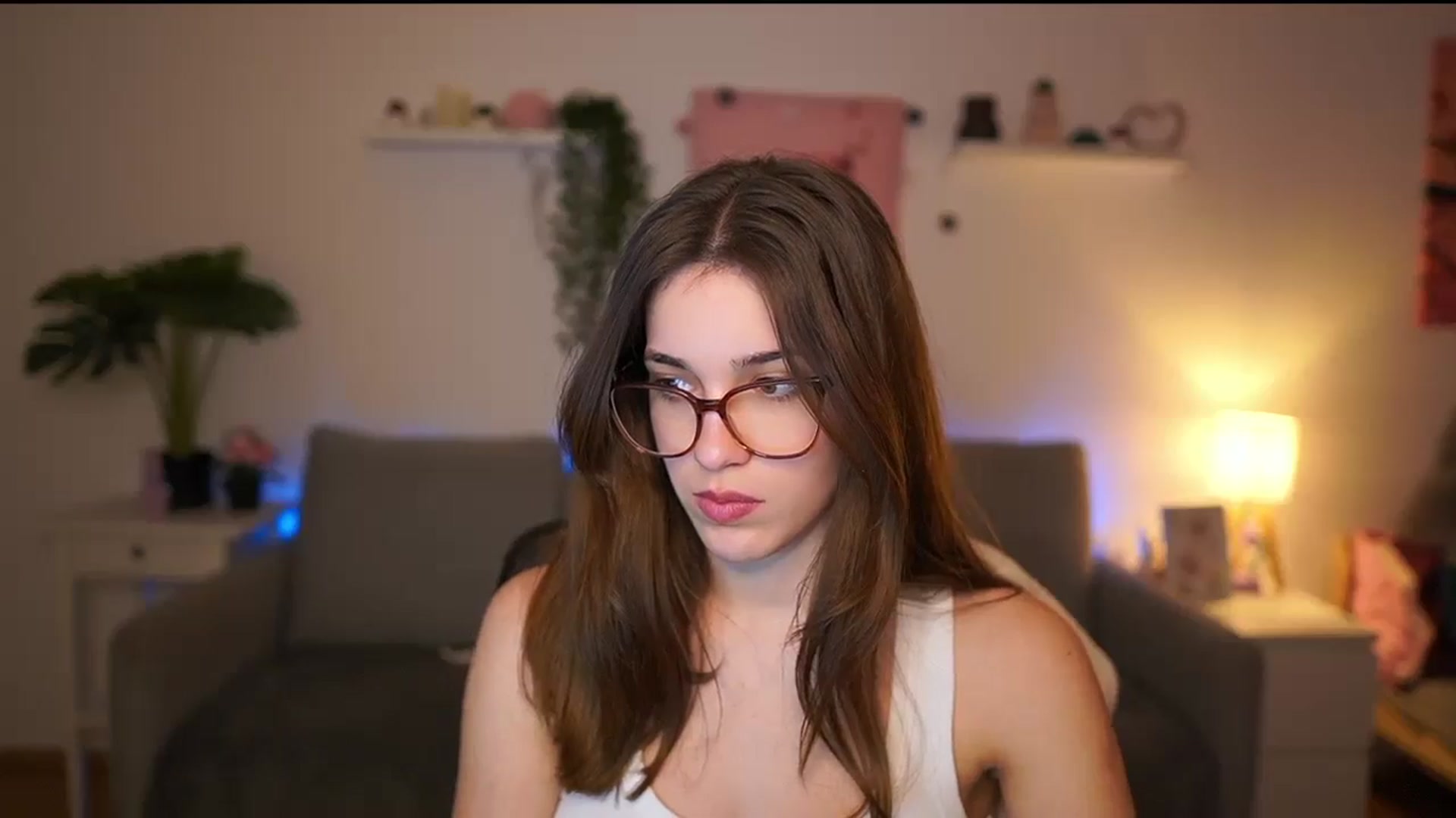 Gallery image thumbnail from Kissiecat's myfreecams stream on, 02/11/2026, 18:59 image 11 of 20