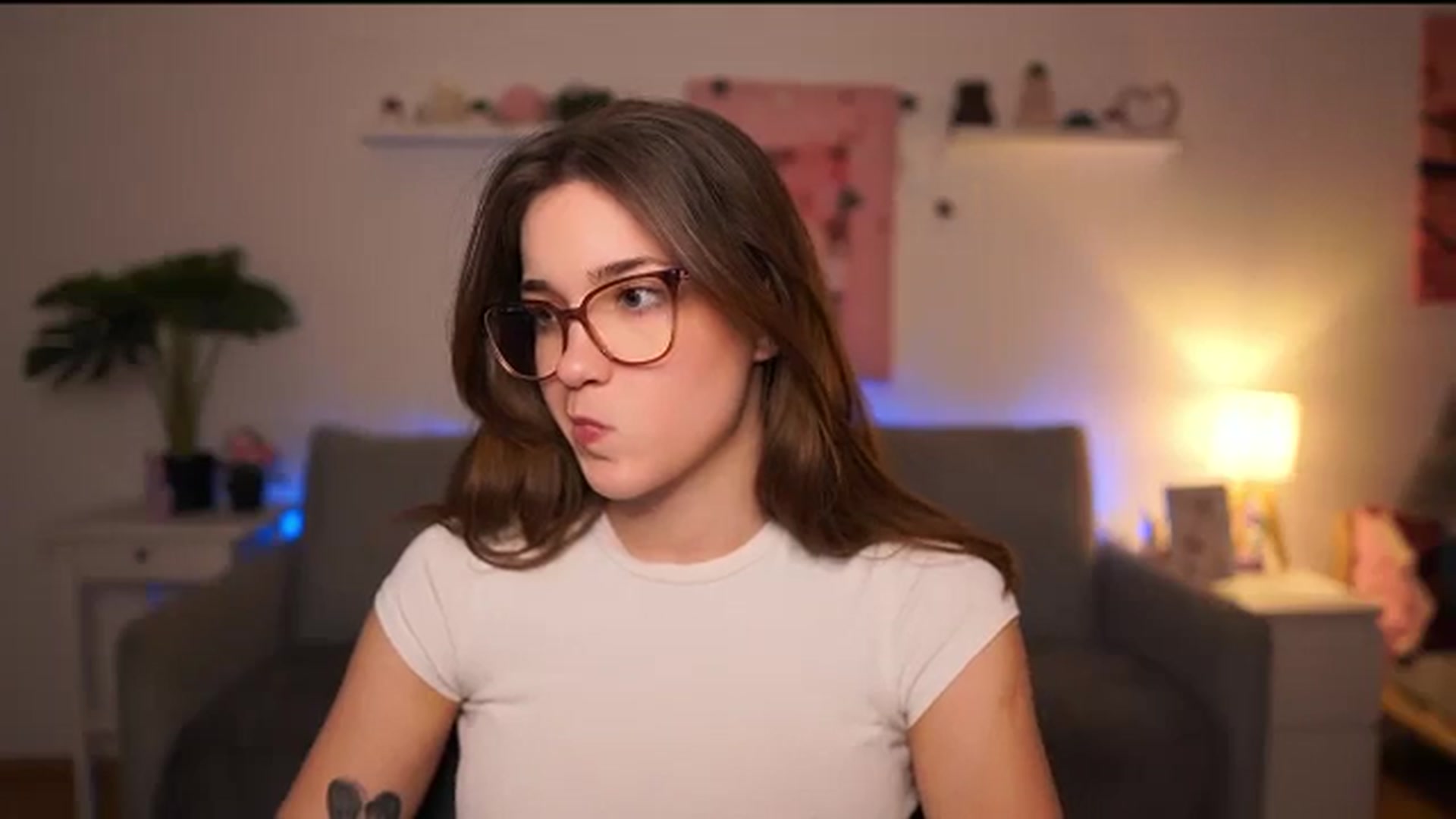 Gallery image thumbnail from Kissiecat's myfreecams stream on, 02/12/2026, 18:31 image 16 of 20