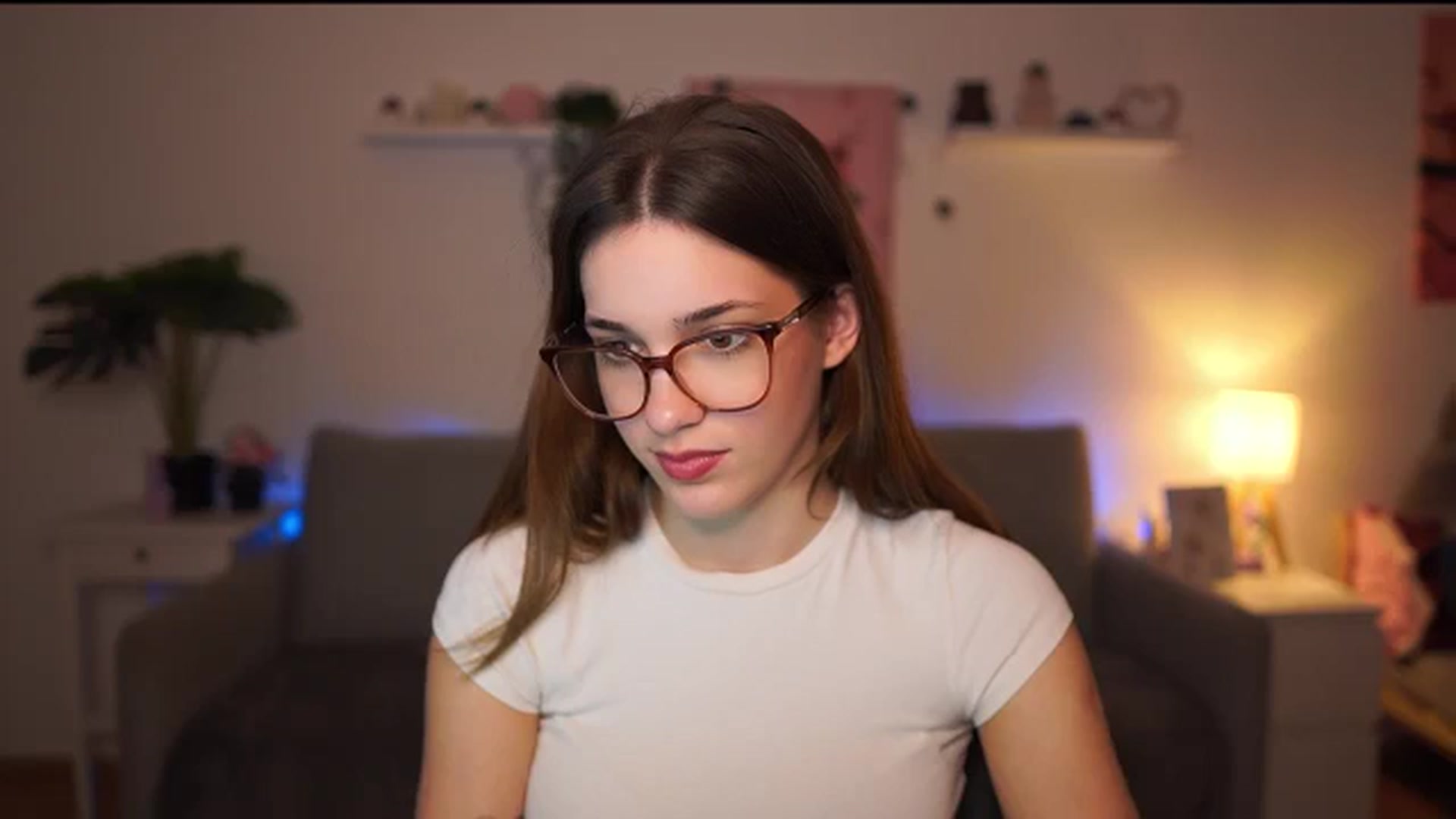 Gallery image thumbnail from Kissiecat's myfreecams stream on, 02/12/2026, 18:31 image 17 of 20