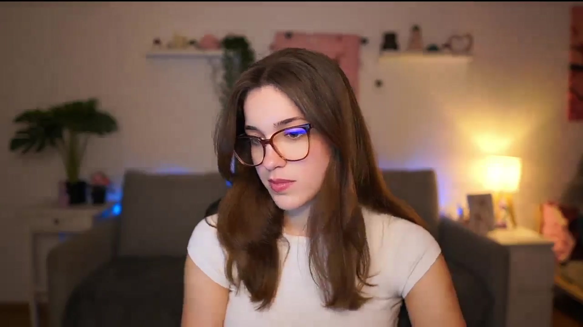 Gallery image thumbnail from Kissiecat's myfreecams stream on, 02/12/2026, 18:31 image 8 of 20