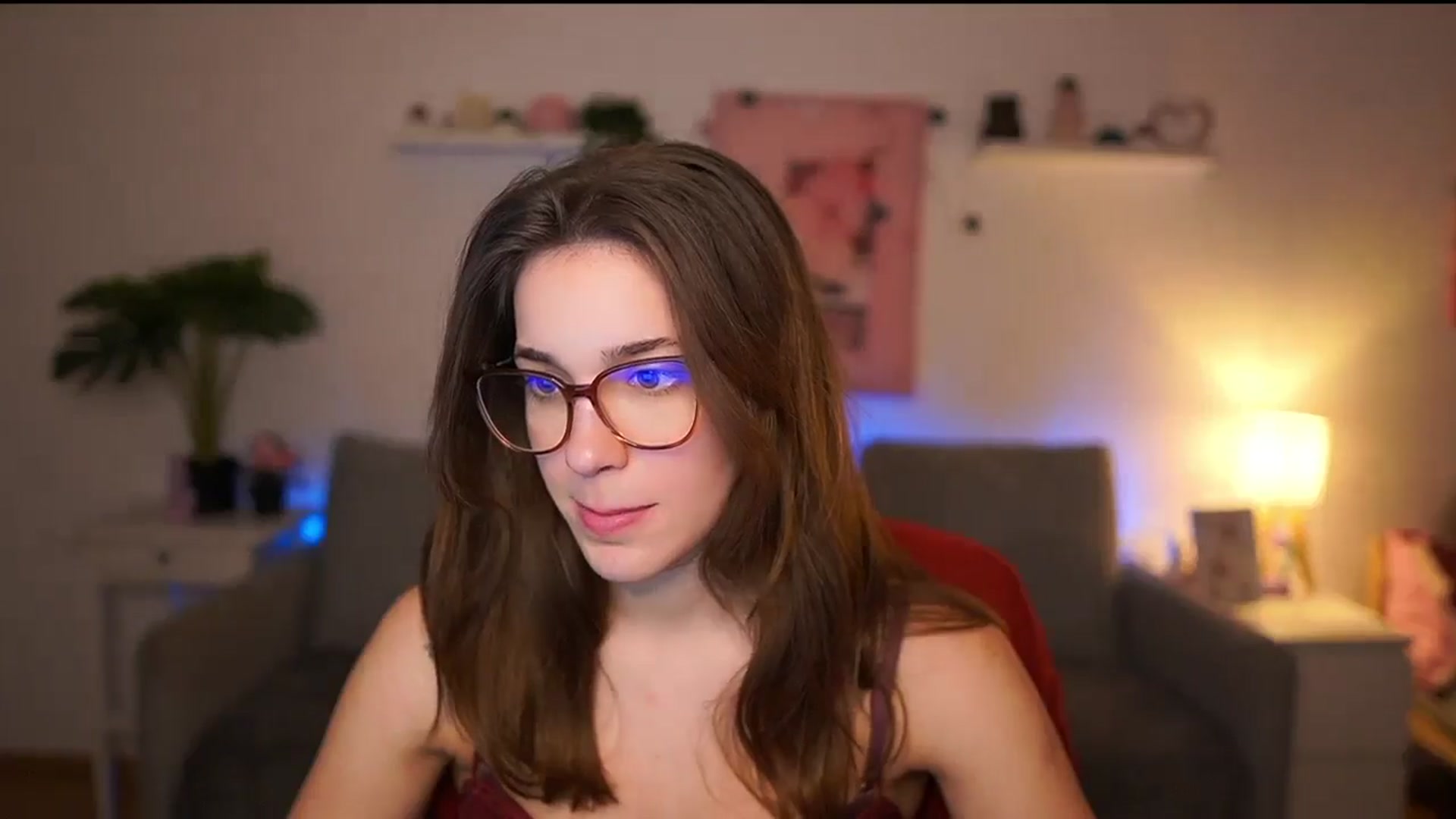 Gallery image thumbnail from Kissiecat's myfreecams stream on, 02/13/2026, 18:14 image 14 of 20