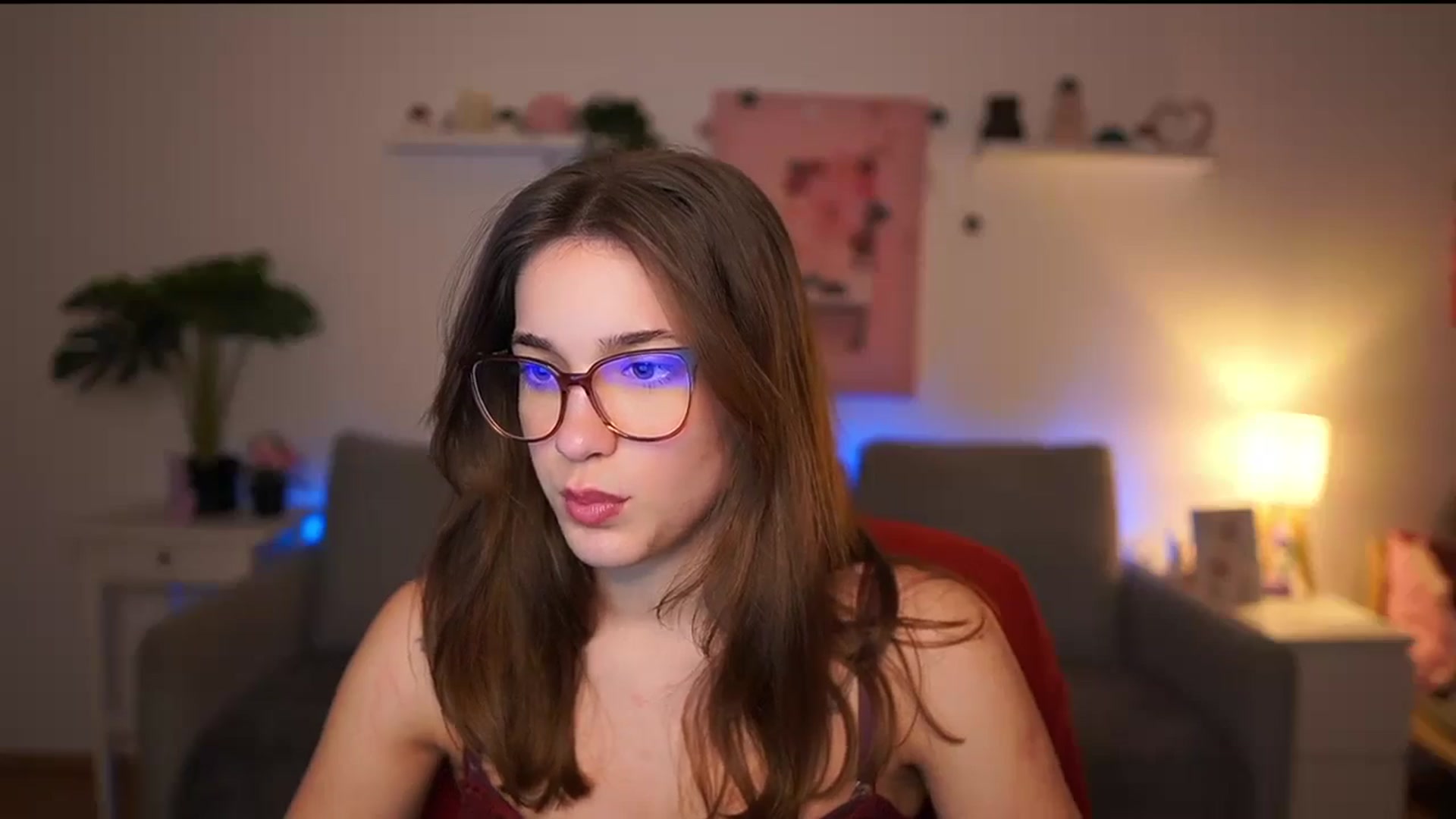 Gallery image thumbnail from Kissiecat's myfreecams stream on, 02/13/2026, 18:14 image 15 of 20