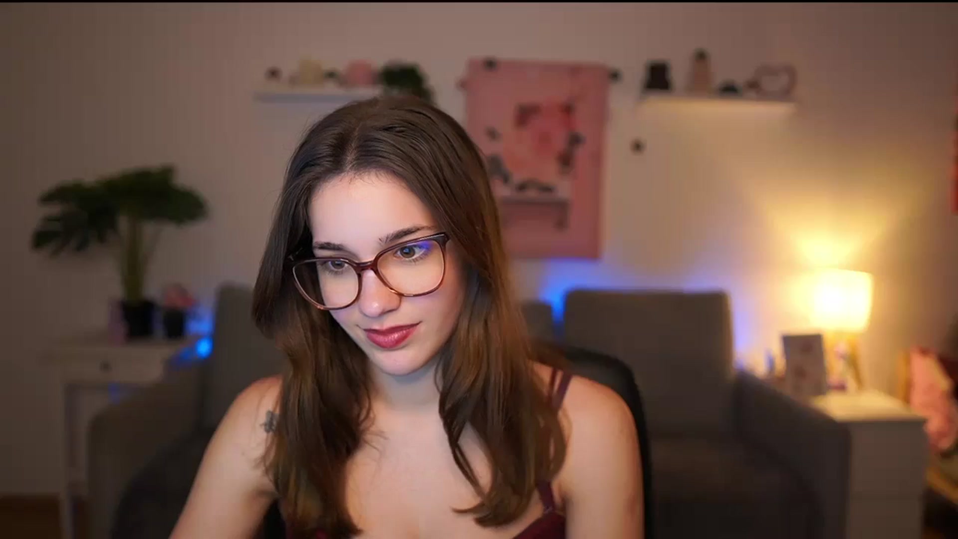 Gallery image thumbnail from Kissiecat's myfreecams stream on, 02/13/2026, 21:25 image 10 of 20